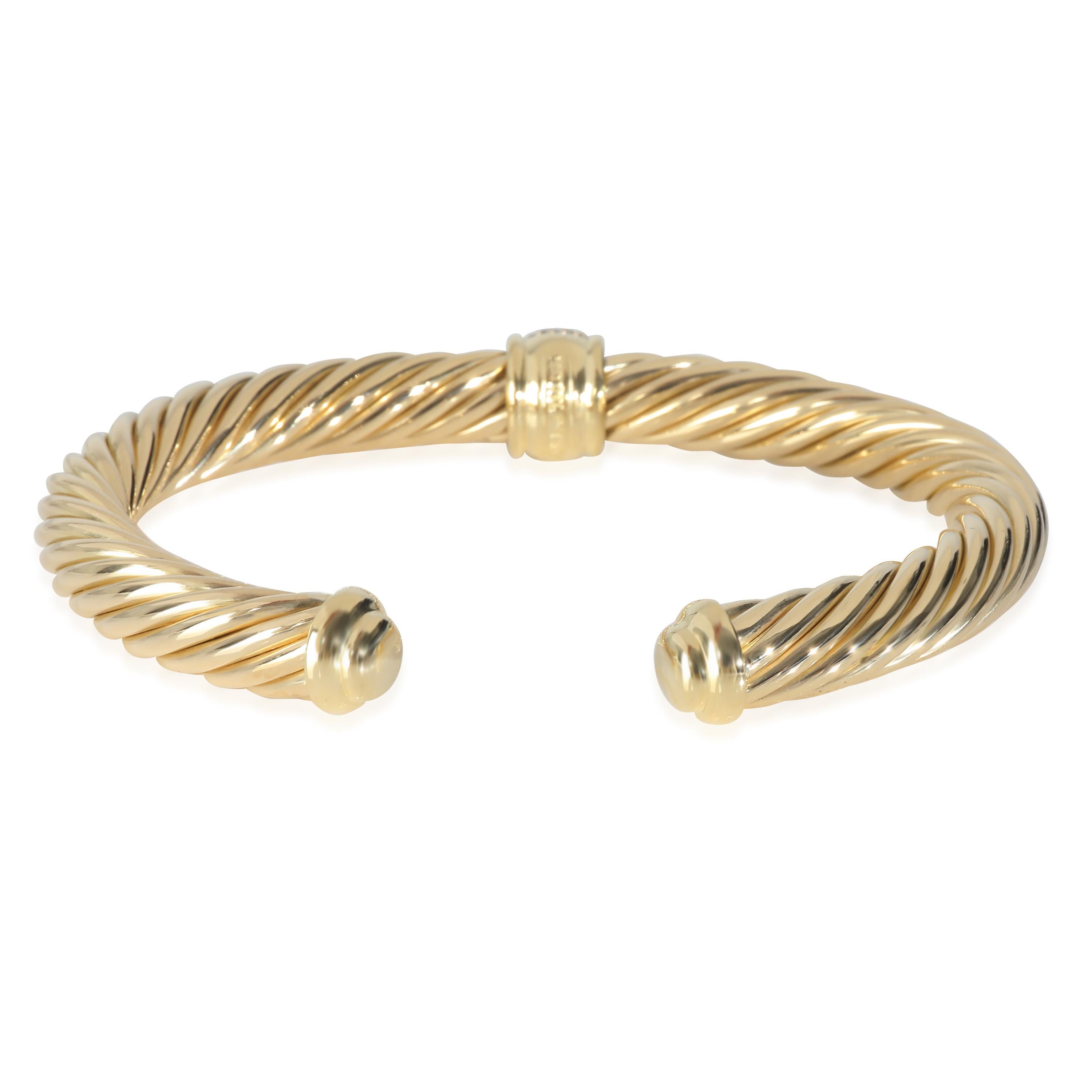 David Yurman Yellow Gold Diamond Cable Classic Center Station Bracelet

PRIMARY DETAILS
SKU: 146258
Listing Title: David Yurman Yellow Gold Diamond Cable Classic Center Station Bracelet
Condition Description: The Cable bracelet was designed in 1984