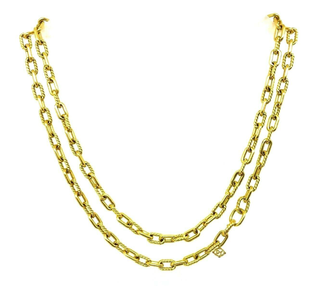 Impressive oval link chain necklace by David Yurman. Made of 18k yellow gold, 
textured and polished. Long enough to be worn as a single chain or being double wrapped around the neck. Features David Yurman maker's mark.
Measurements: 34