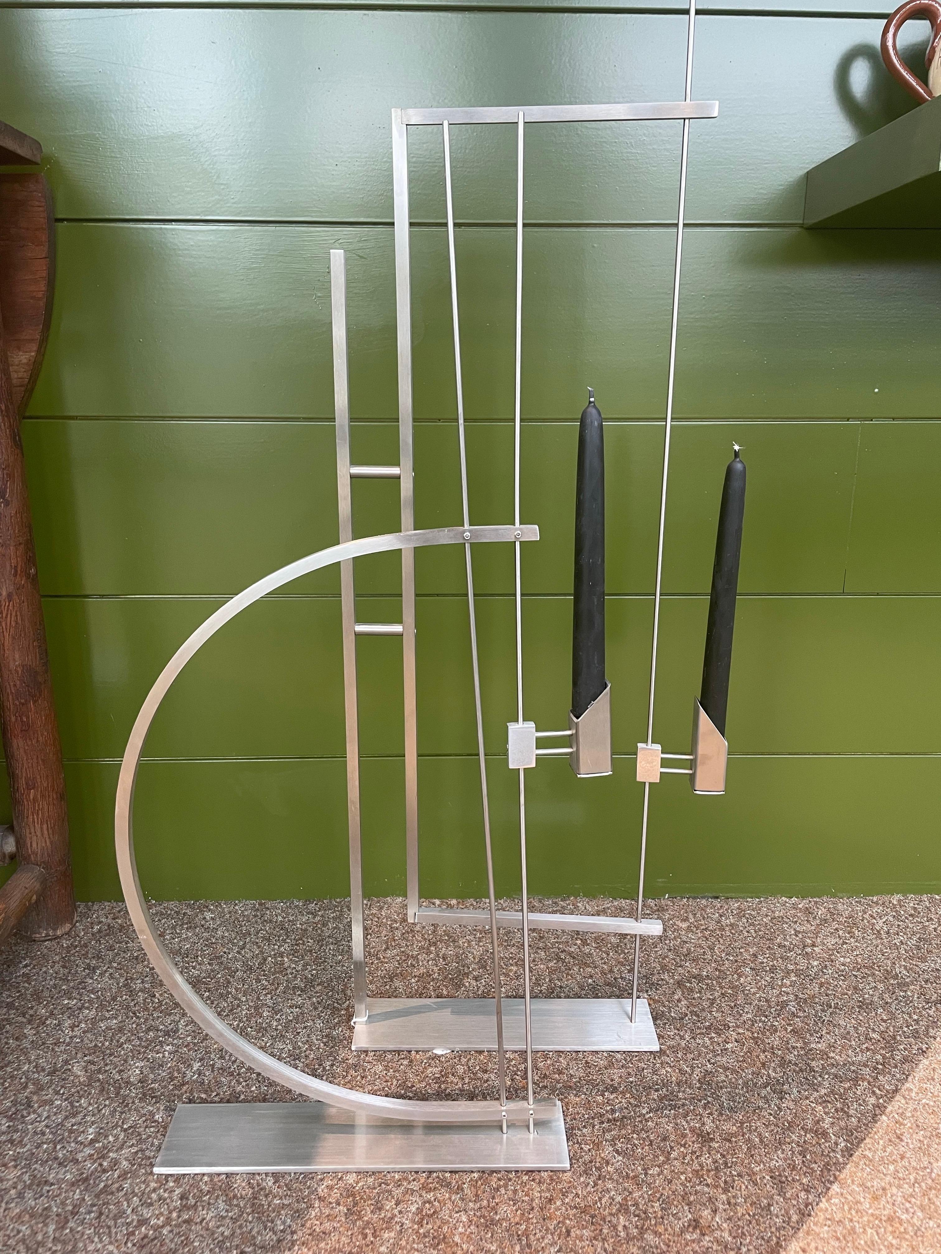 David Zelman Candelabri scultorei in acciaio inossidabile, circa 1980 In condizioni buone in vendita a Northport, MI