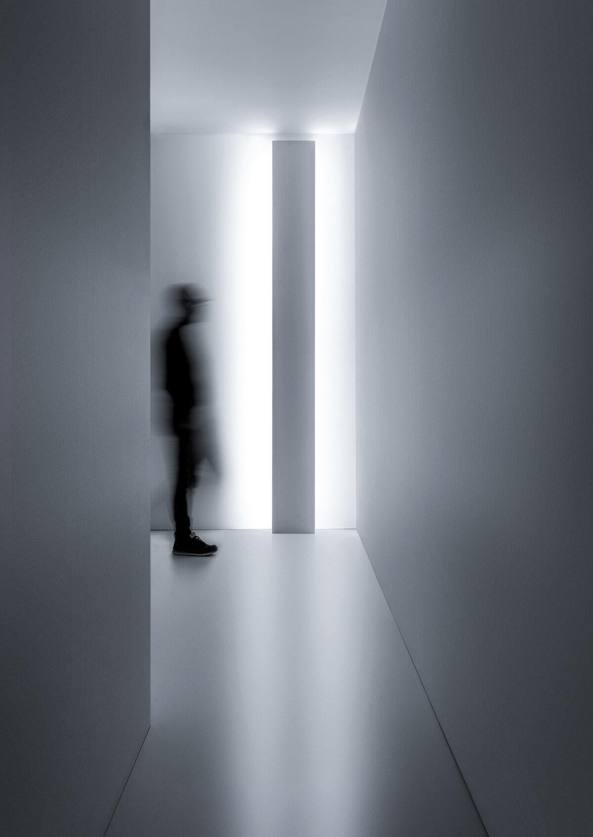 Italian Davide Groppi BANNER floor lamp in Matt white by Mauro Ferrari For Sale