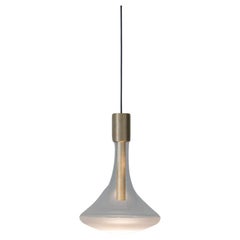 Lampe suspendue CATHODE en laiton brossé Omar Carraglia 