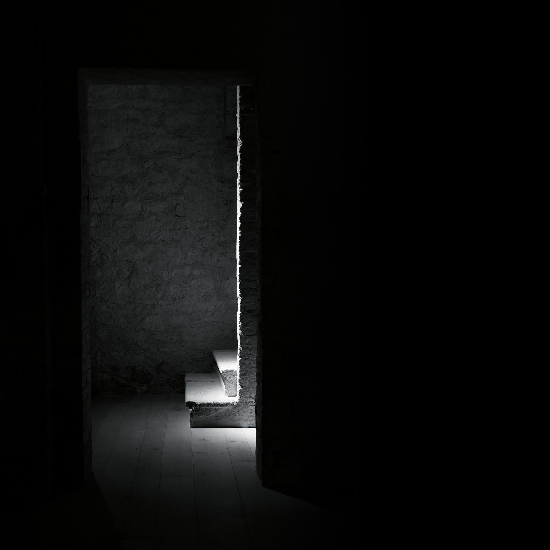 Davide Groppi DOT P 51 wall lamp in matt black by Omar Carraglia In New Condition For Sale In Brooklyn, NY