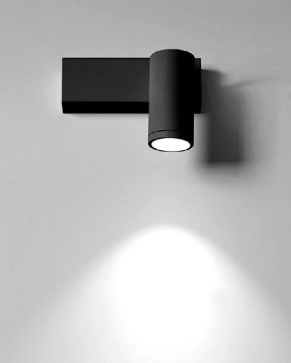 Metal Davide Groppi DOT P wall lamp in matt black by Omar Carraglia For Sale