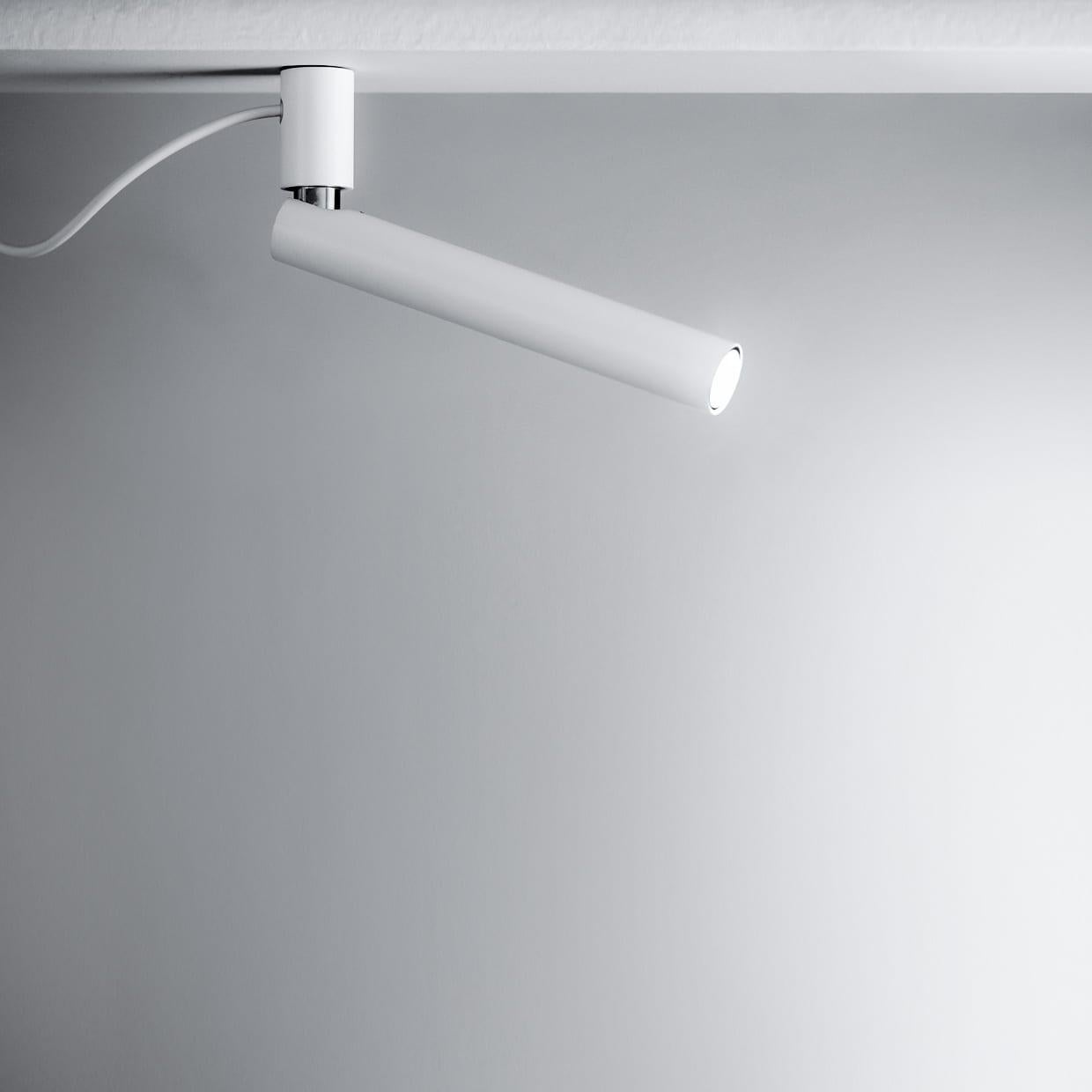 Contemporary Davide Groppi MIRA MAGNETIC wall lamp in matt white by Omar Carraglia For Sale