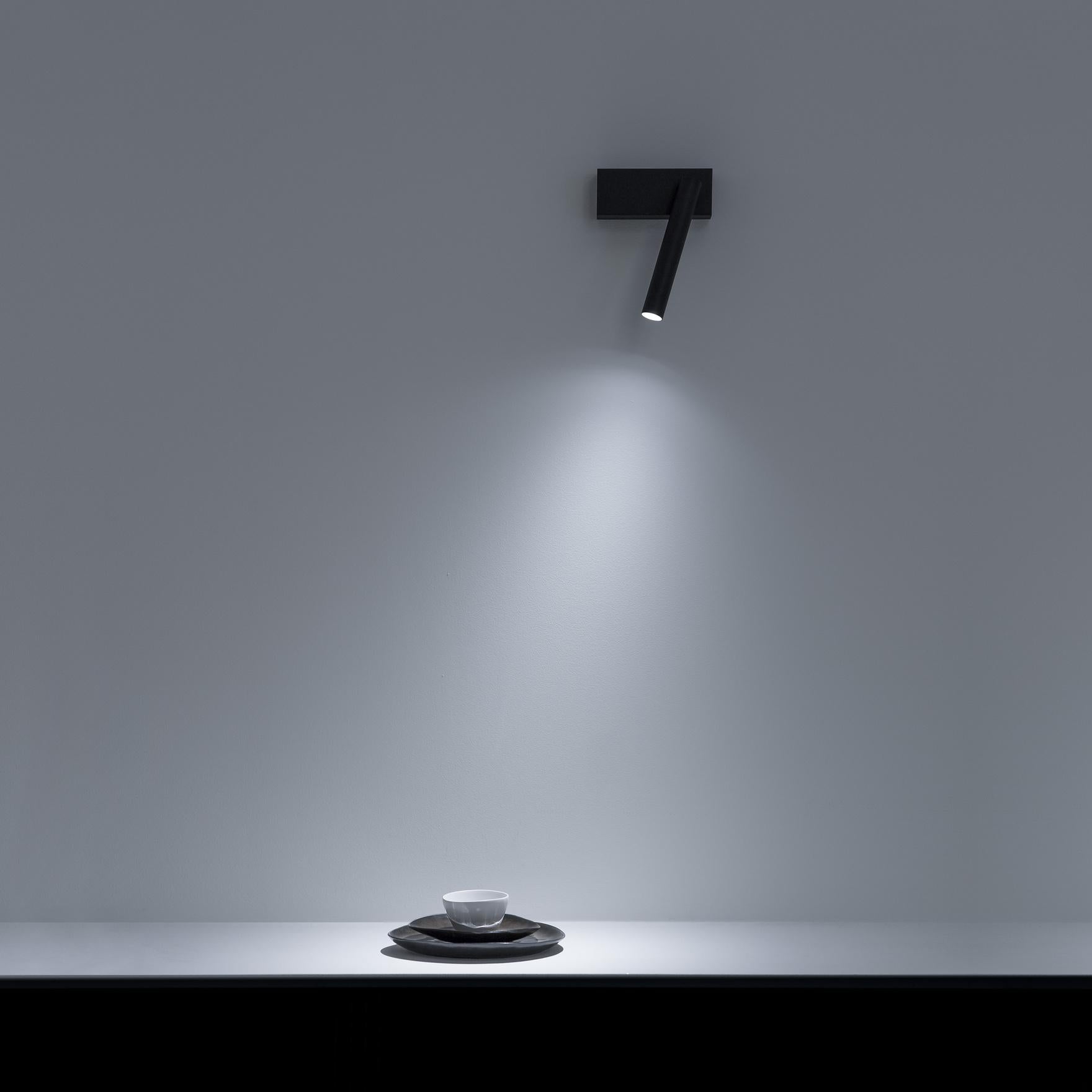 Italian Davide Groppi MIRA SWITCH wall lamp in matt black by Omar Carraglia For Sale