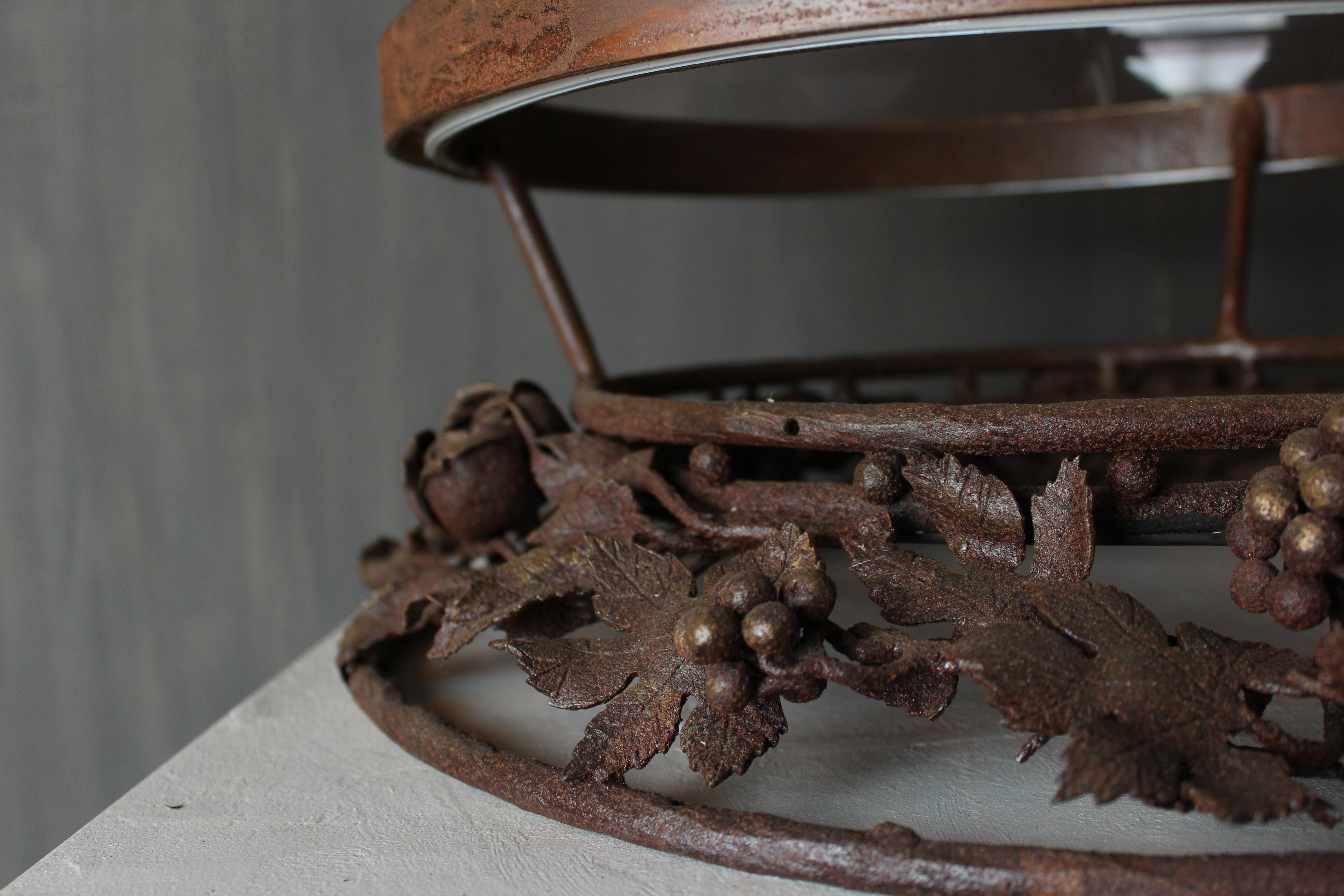 Davide Moretto “Effusione tra Rose ed Uva” Table Lamp in Corten and Murano Glass For Sale 1