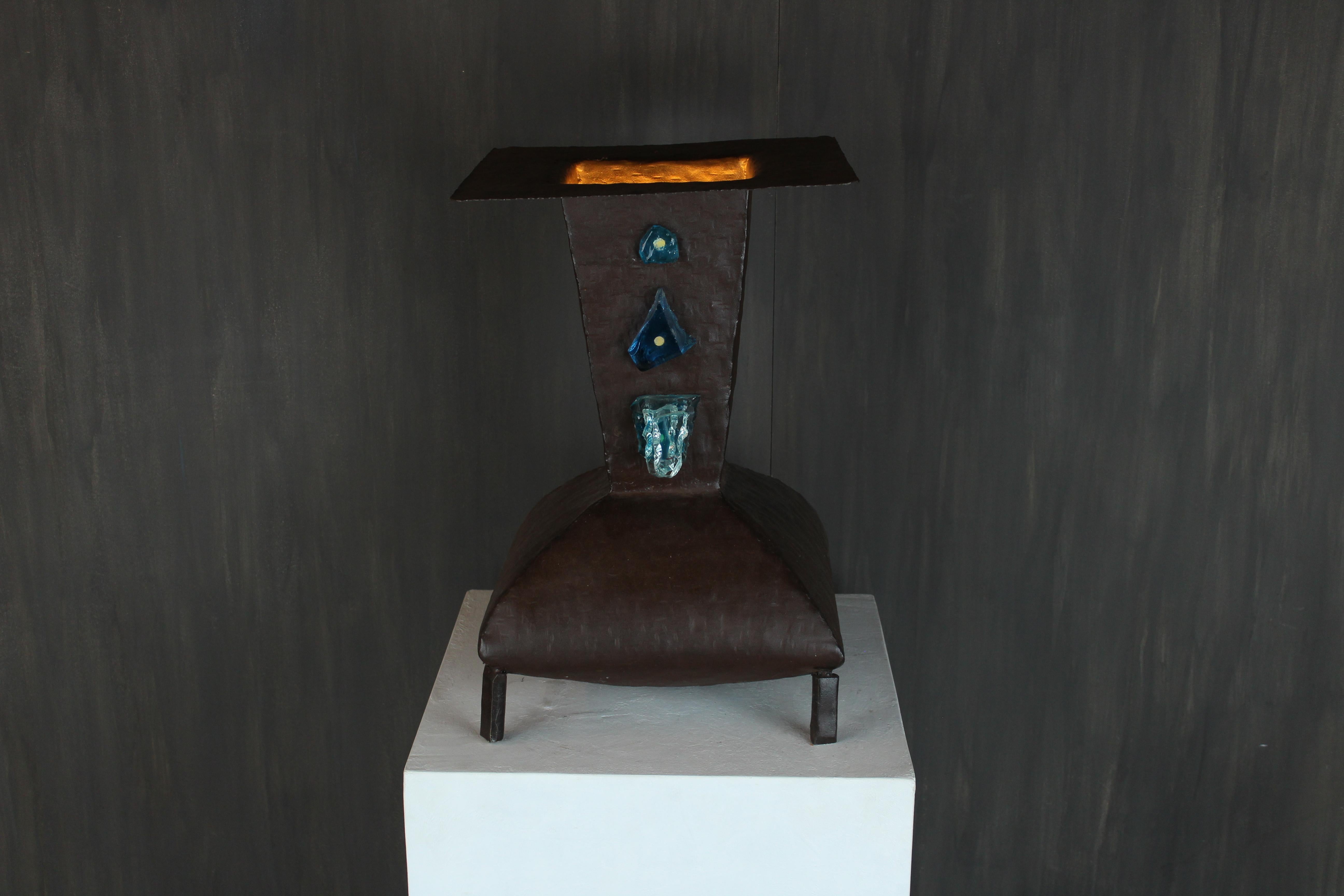 Davide Moretto Lámpara de sobremesa Figlio de acero corten con incrustaciones de cristal de Murano, Italia Oro en venta