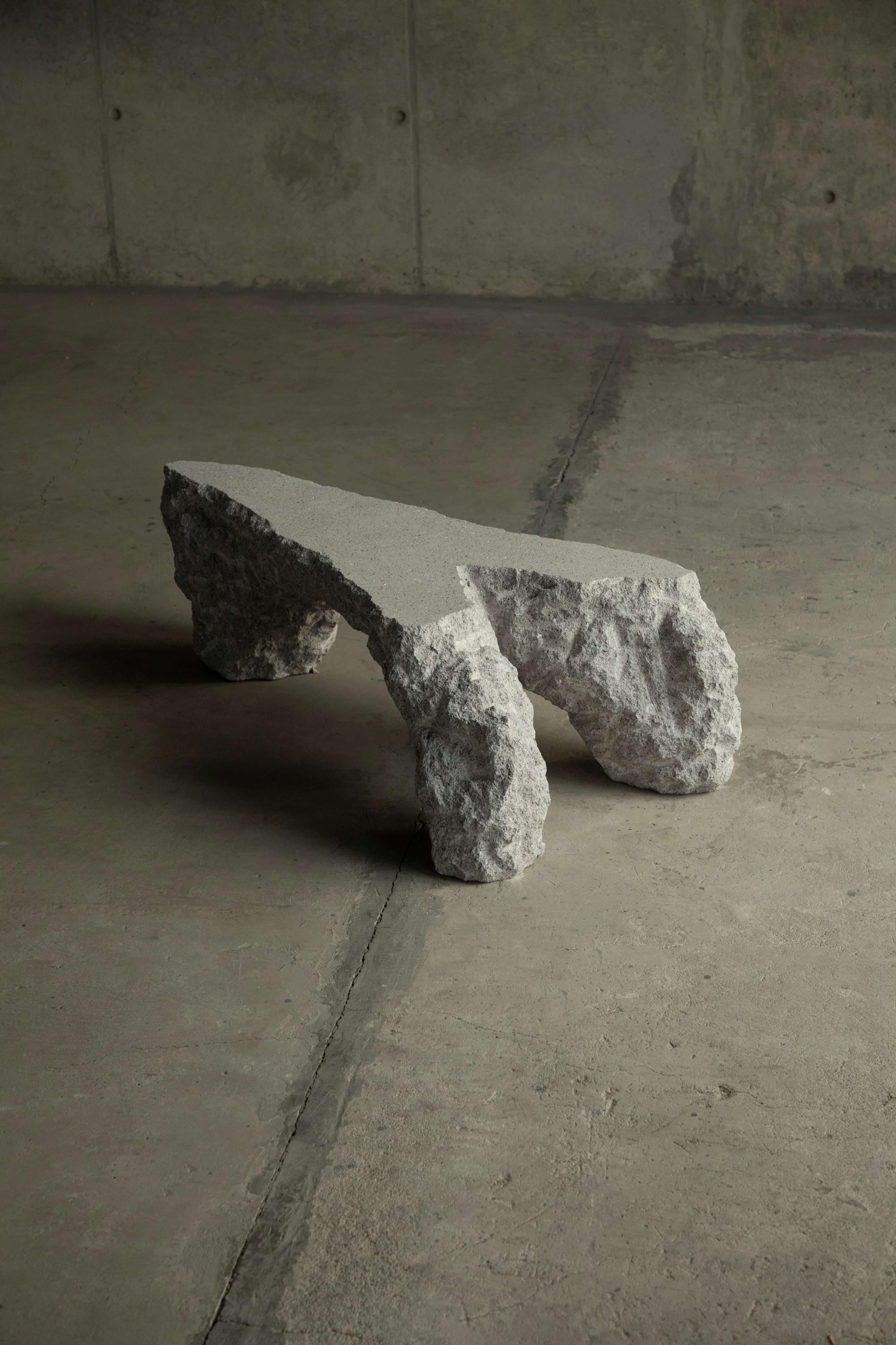 Mesa baja Davido de Andres Monnier
Pieza única.
Dimensiones: P 120 x An 70 x Al 35 cm.
Materiales: Piedra de cantera gris.

Treko Concrete es un estudio mexicano con sede en Ensenada, cuyo objetivo es crear muebles funcionales hechos a mano y piezas