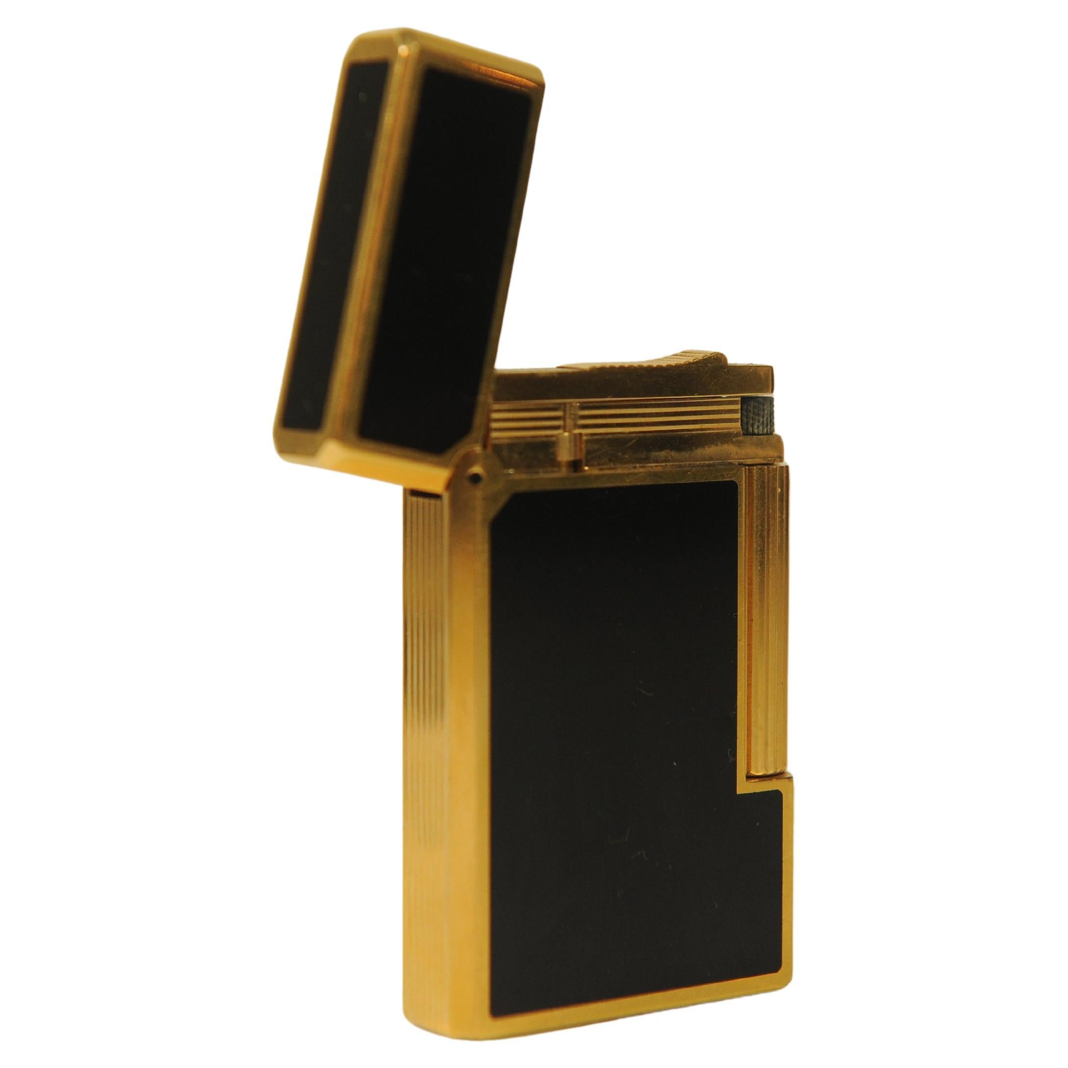 Lacquered Dupont by Davidoff Ligne 1 Cigarette Lighter Made in France Stamped 1E9DY06 For Sale