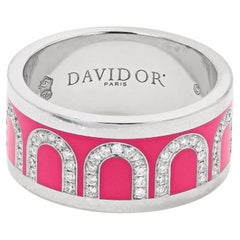 Anillo L'arc de Davidor de oro blanco, diamantes y laca rosa