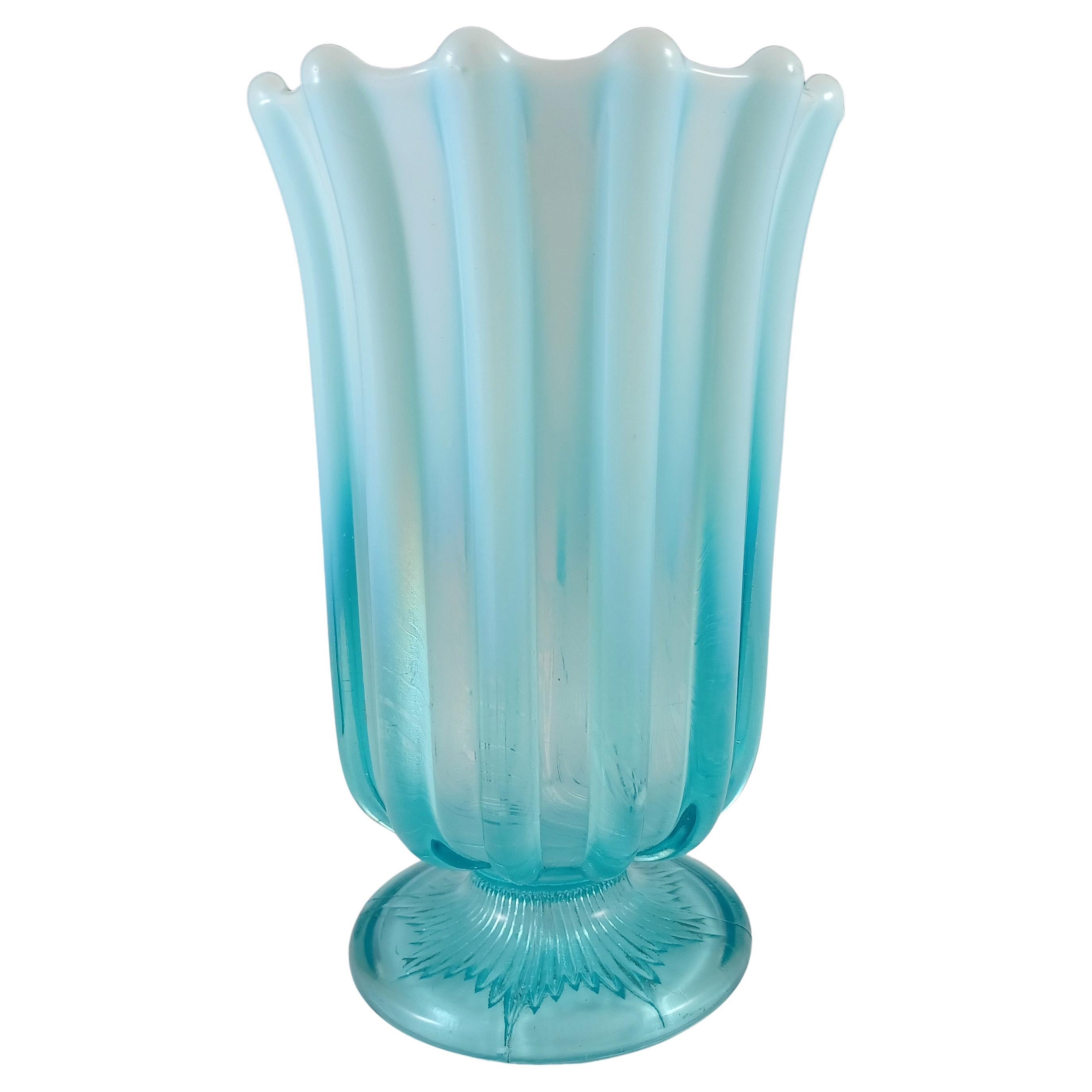 Vaso Davidson Blue Pearline in vetro vittoriano "Brideshead in vendita