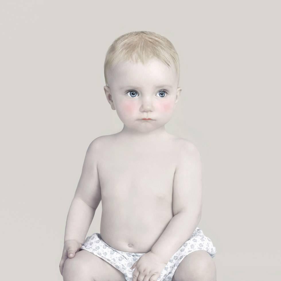 Davina Feinberg Color Photograph - Baby 4