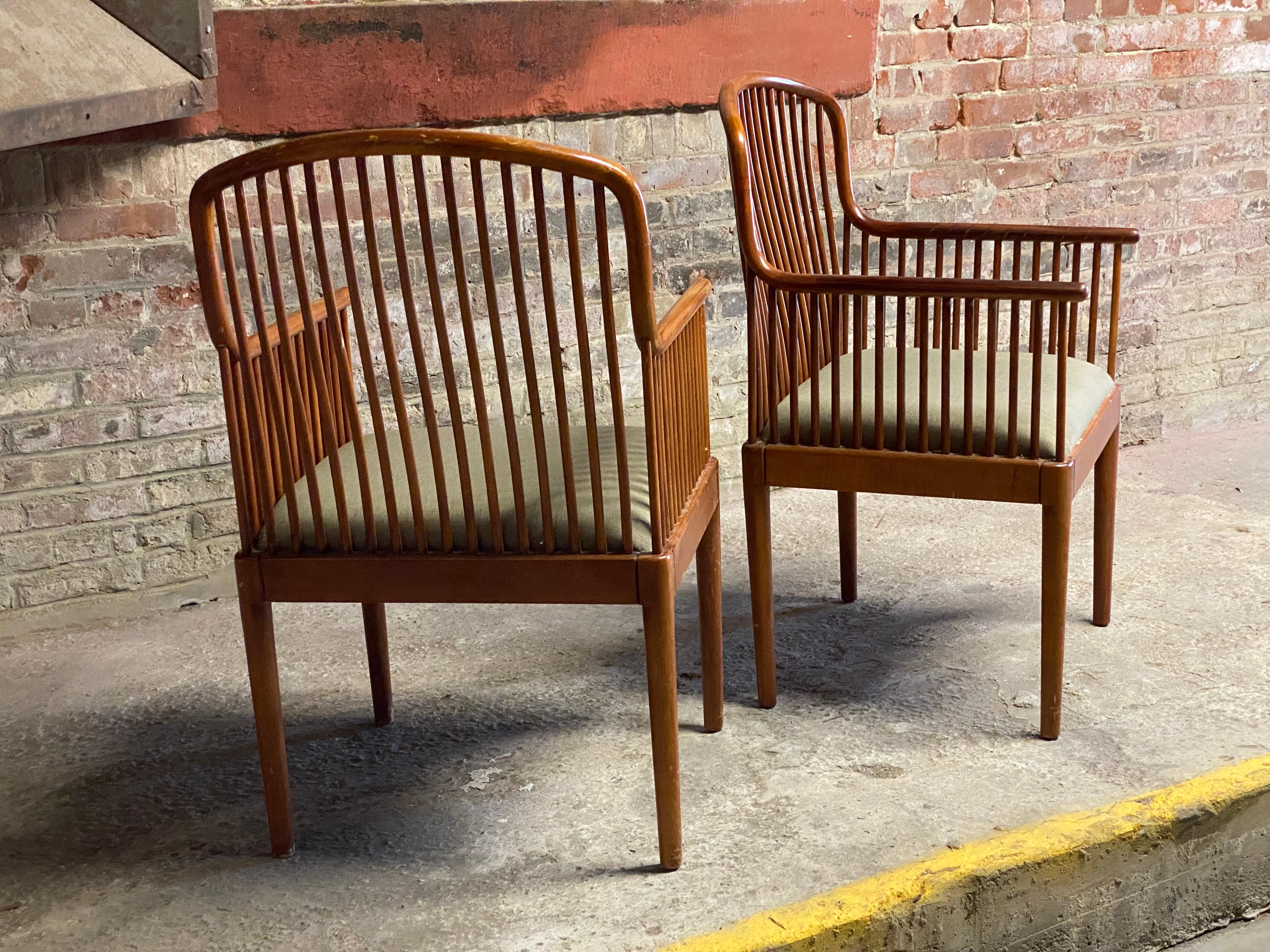 Wood Davis Allen for Knoll 1983 Exeter Chairs, a Pair