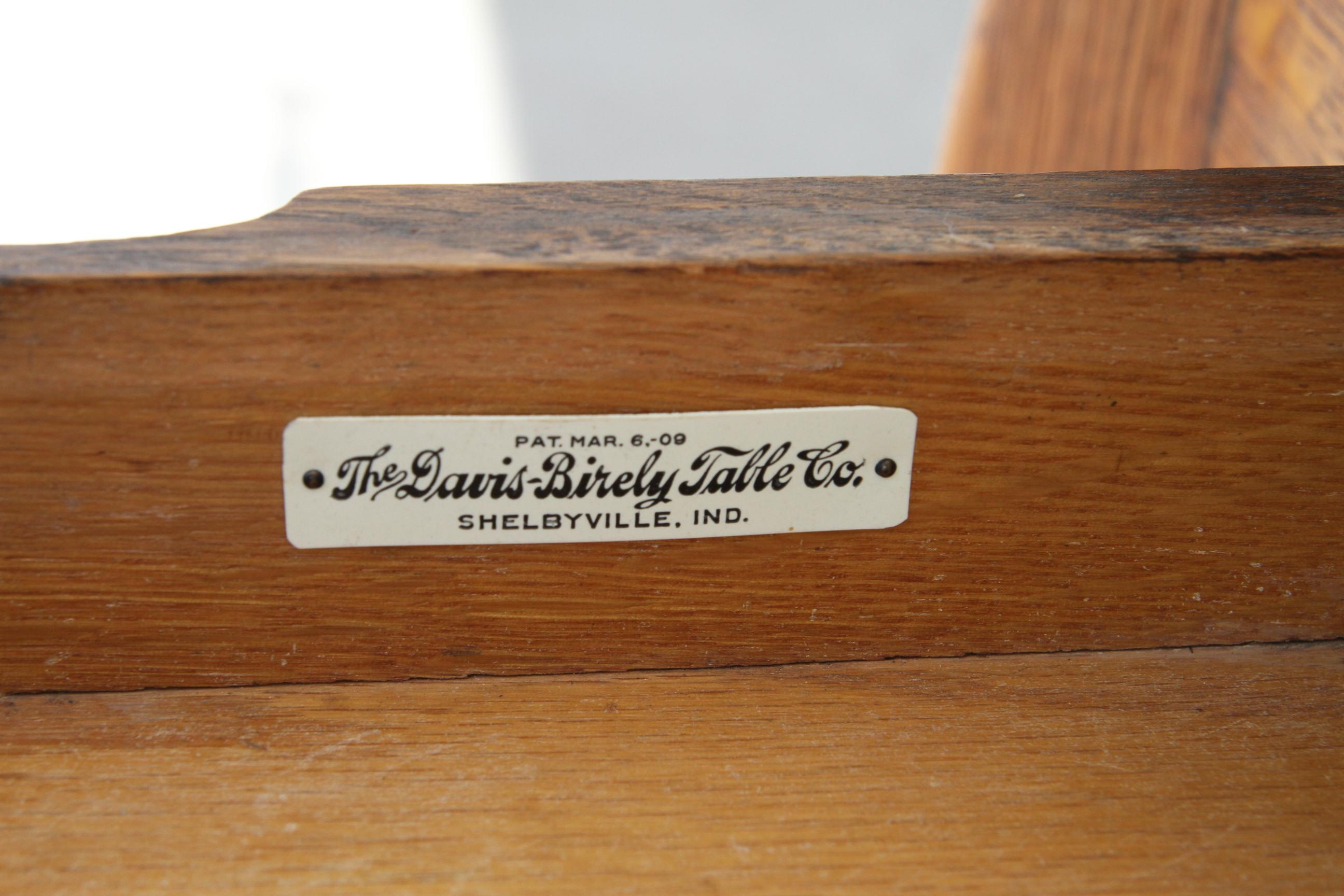 Davis-Birely Table Co  Scrivania In condizioni buone in vendita a Pasadena, TX