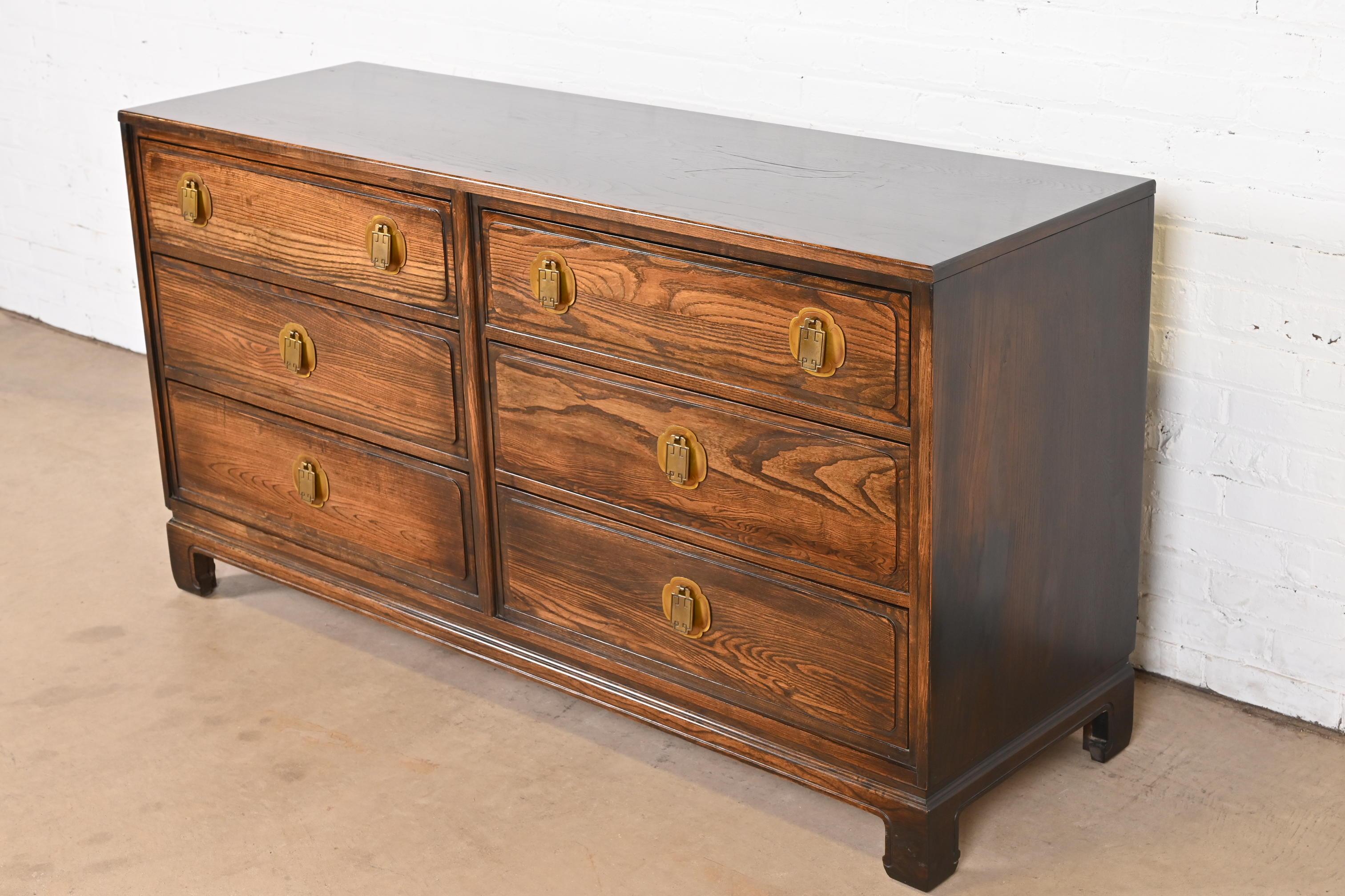 American Davis Cabinet Company Mid-Century Hollywood Regency Chinoiserie Oak Dresser 