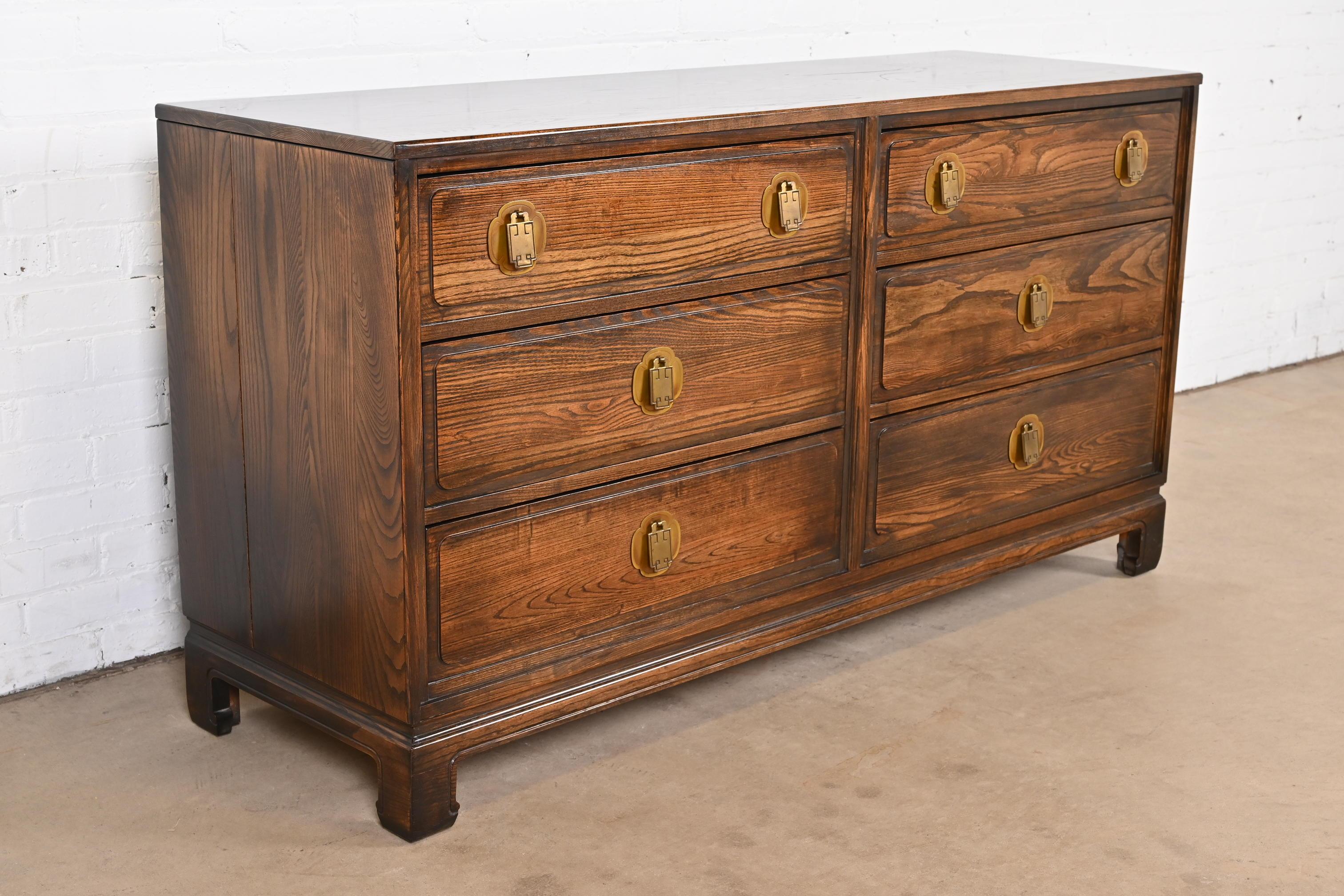 Brass Davis Cabinet Company Mid-Century Hollywood Regency Chinoiserie Oak Dresser 