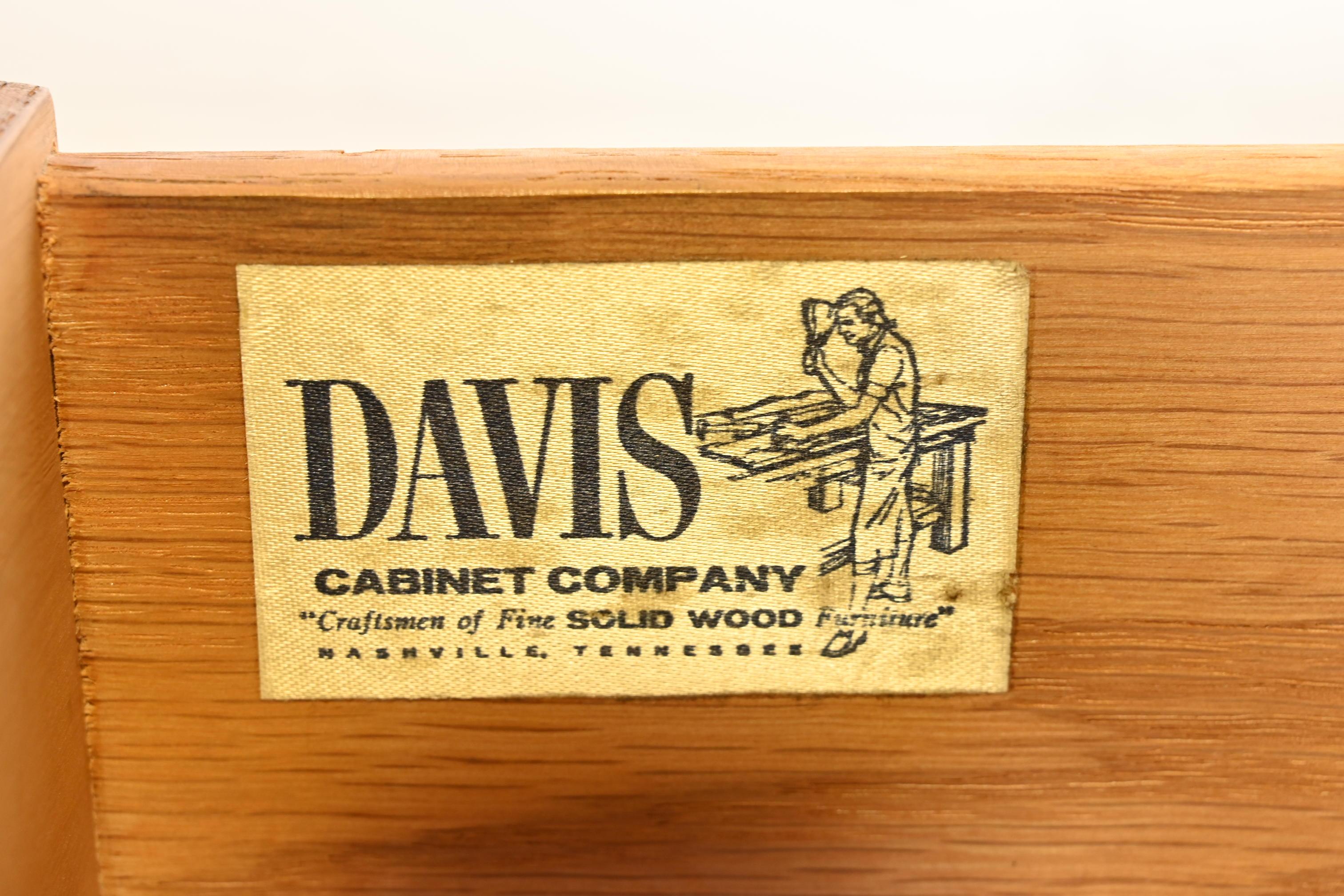 Davis Cabinet Company Mid-Century Hollywood Regency Chinoiserie Oak Highboy For Sale 7