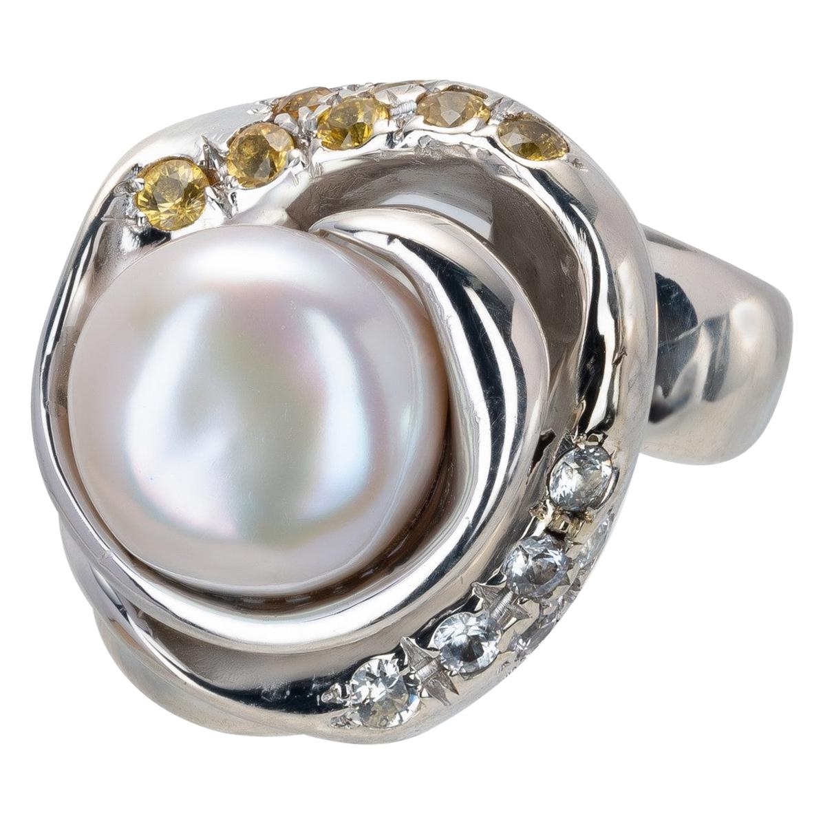 Fresh water Pearl and Sapphires Ring from d'Avossa Rêves d'Argent  Collection For Sale