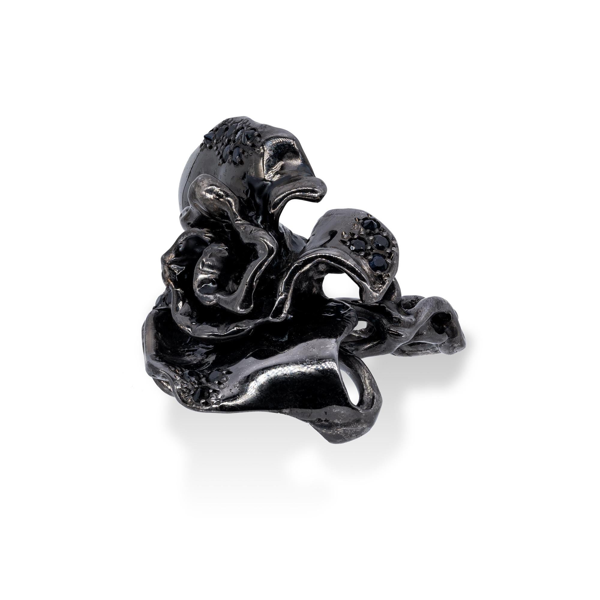 Brilliant Cut Black Sapphires Rose Ring from d’Avossa Rêves d'Argent Collection For Sale