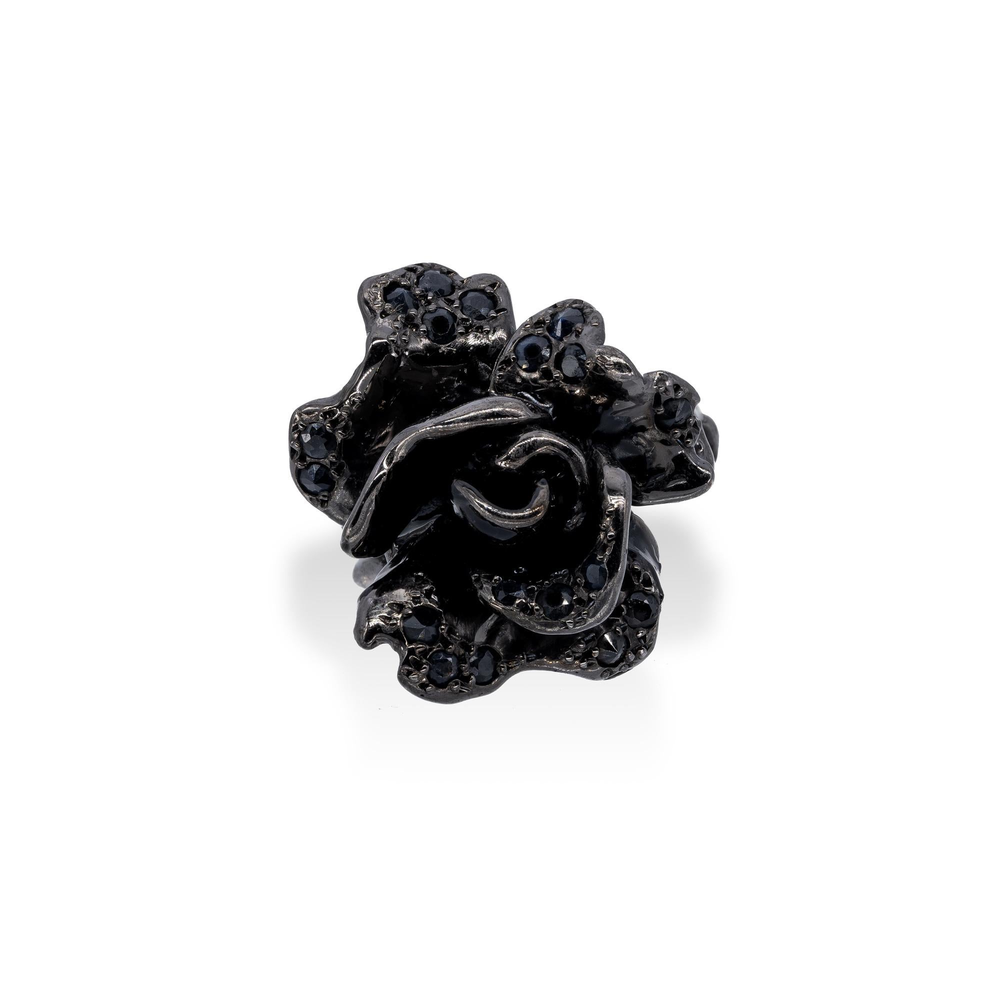 Women's Black Sapphires Rose Ring from d’Avossa Rêves d'Argent Collection For Sale