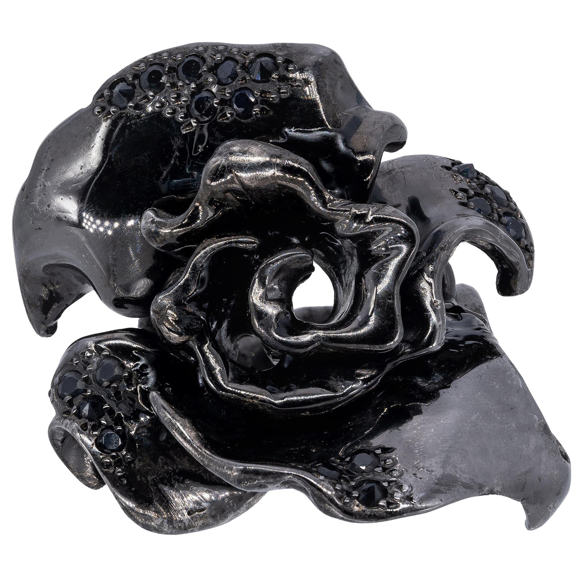 Black Sapphires Rose Ring from d’Avossa Rêves d'Argent Collection For Sale