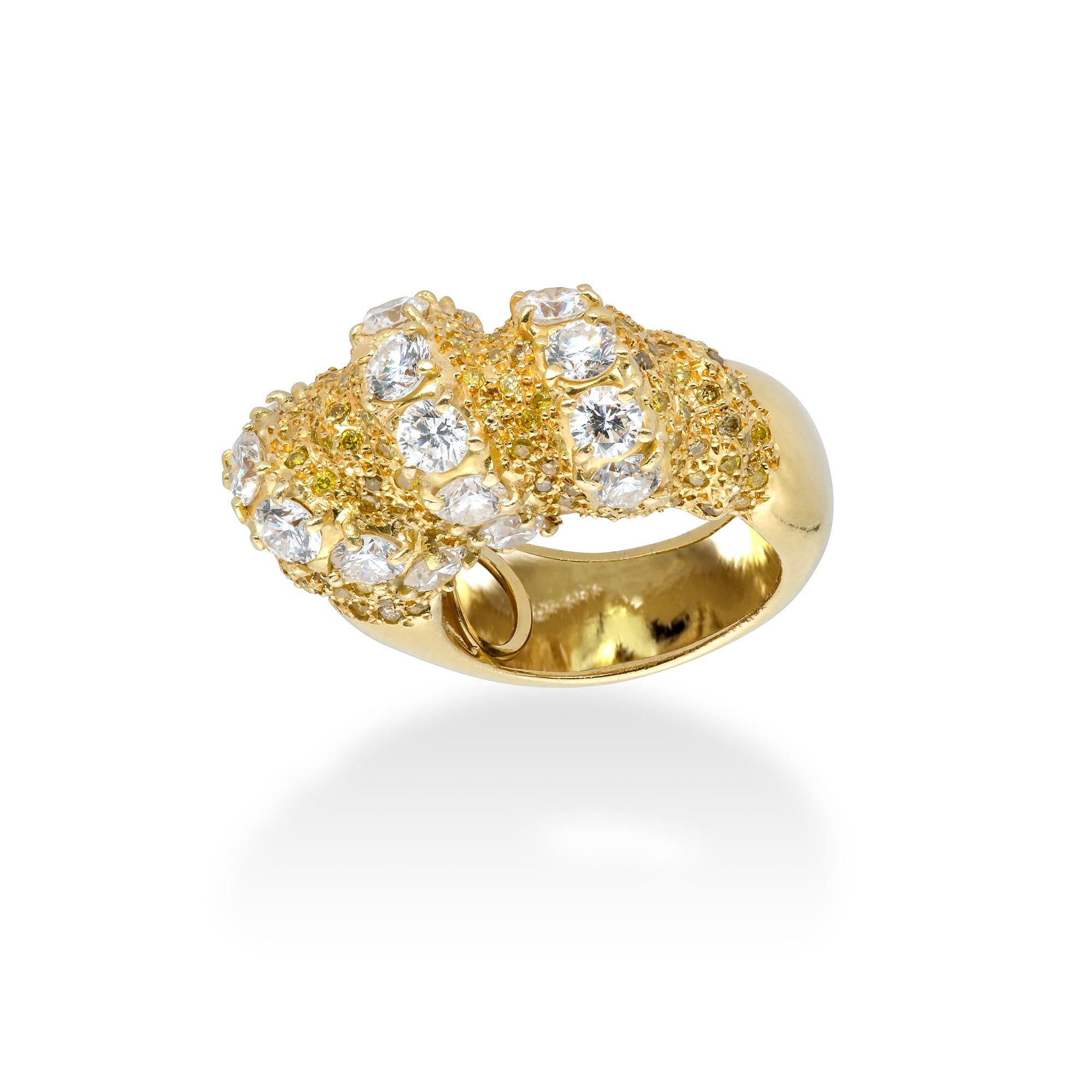 Brilliant Cut D'Avossa Ring in White and Yellow Diamonds For Sale