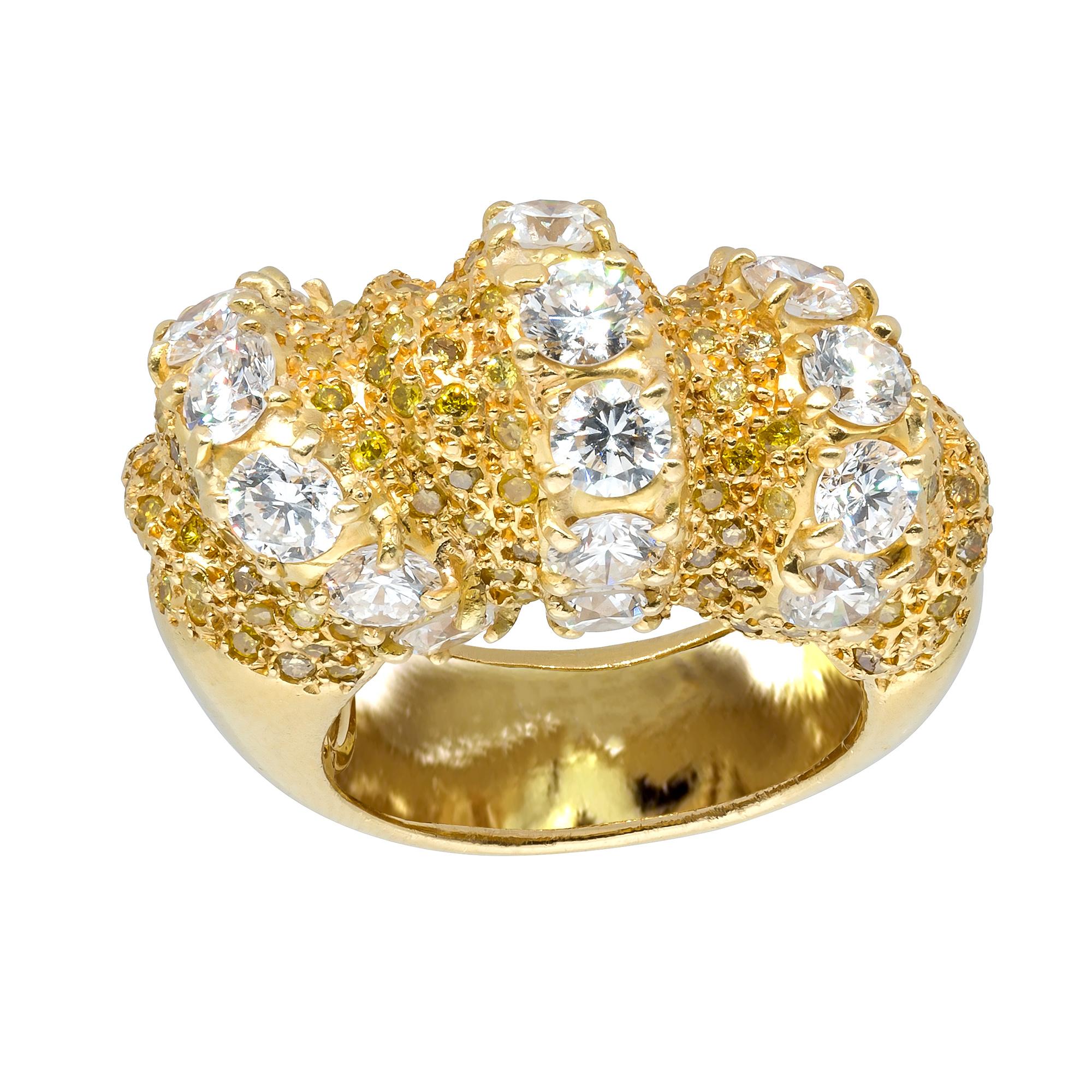 D'Avossa Ring in White and Yellow Diamonds For Sale 2