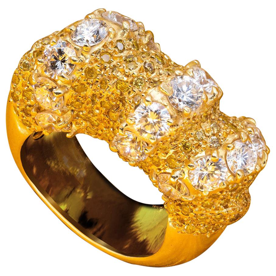 D'Avossa Ring in White and Yellow Diamonds For Sale