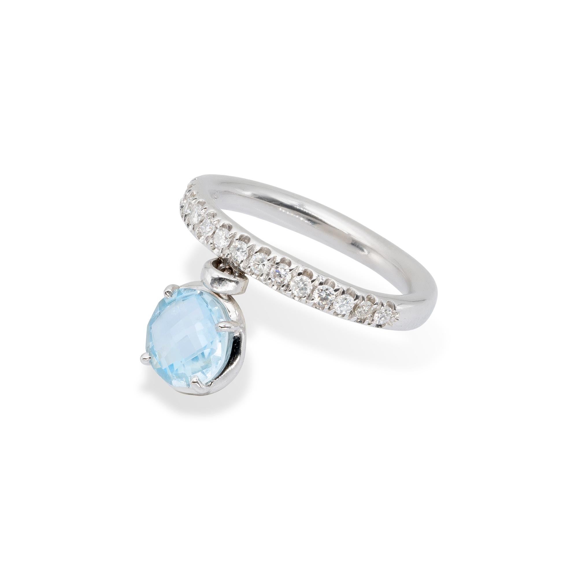 d'Avossa Ring with Blue Topaz and White Diamonds In New Condition For Sale In Roma, IT