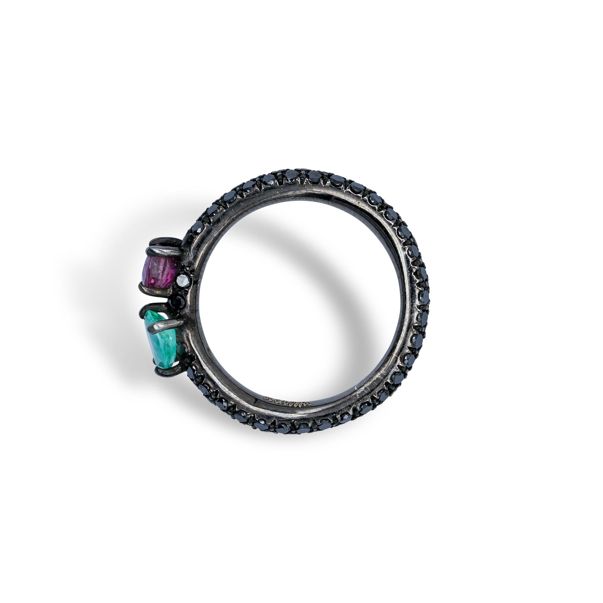 d'Avossa Ring with Emerald and Purple Sapphire on Black Diamonds Pavé 2