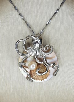 d'Avossa Silver Pendant, Mother of Pearl, Shell and Fresh Water Pearl