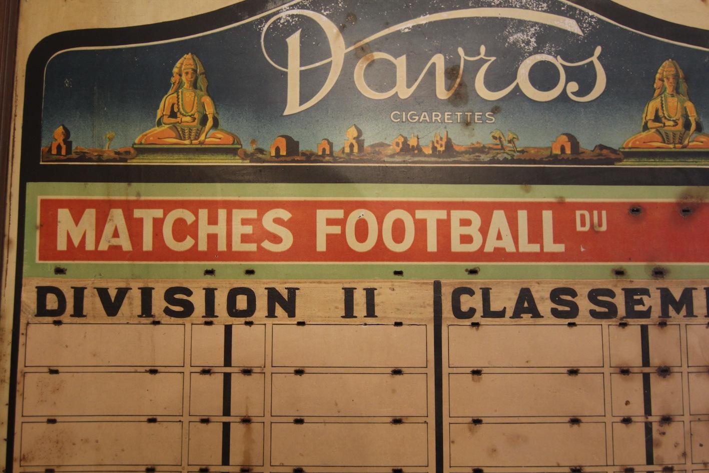 Davros Cigarettes Advertising Soccer Matches Schedule Sign, 1920´s-1950´s For Sale 4