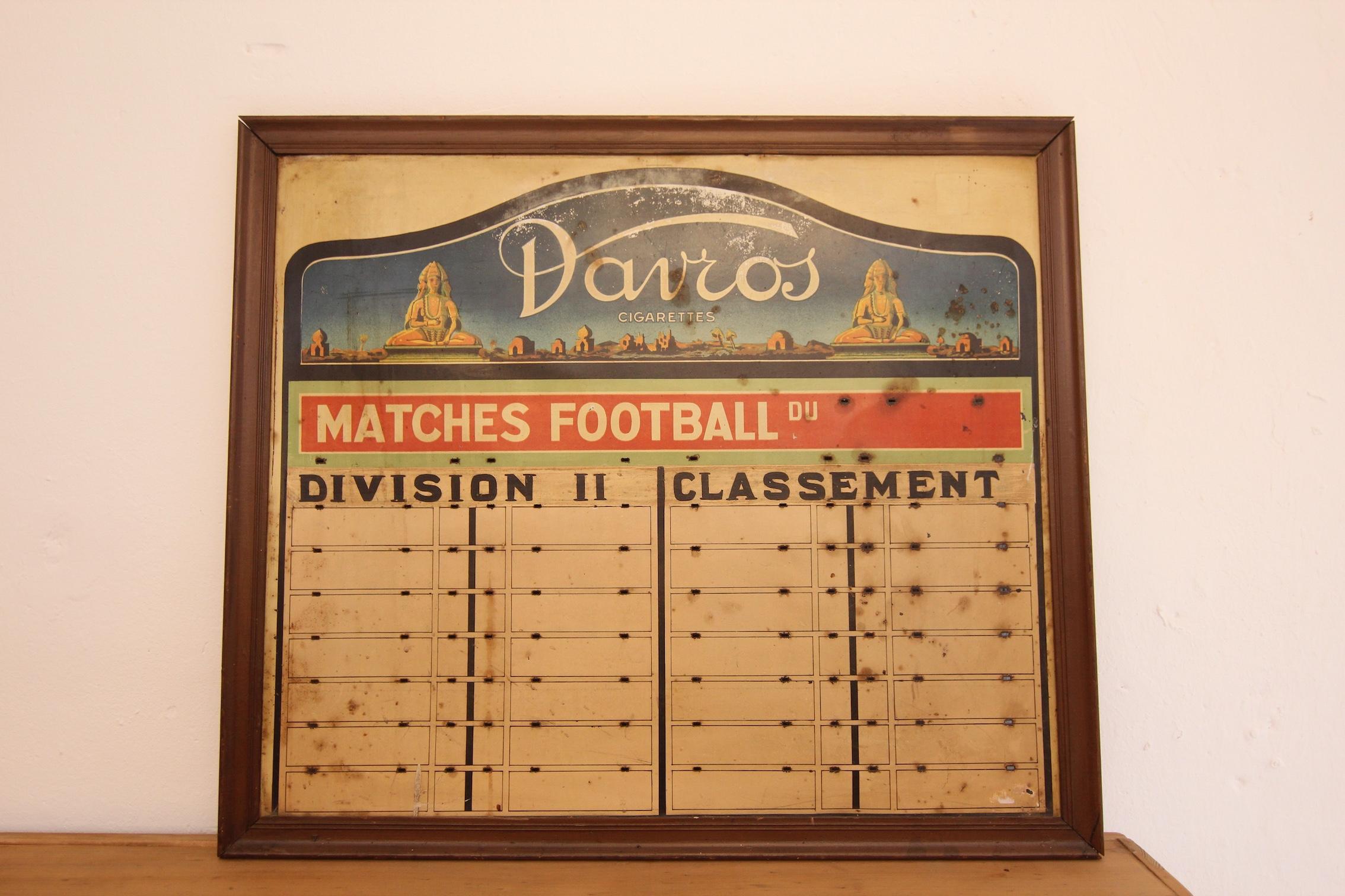 Belgian Davros Cigarettes Advertising Soccer Matches Schedule Sign, 1920´s-1950´s For Sale
