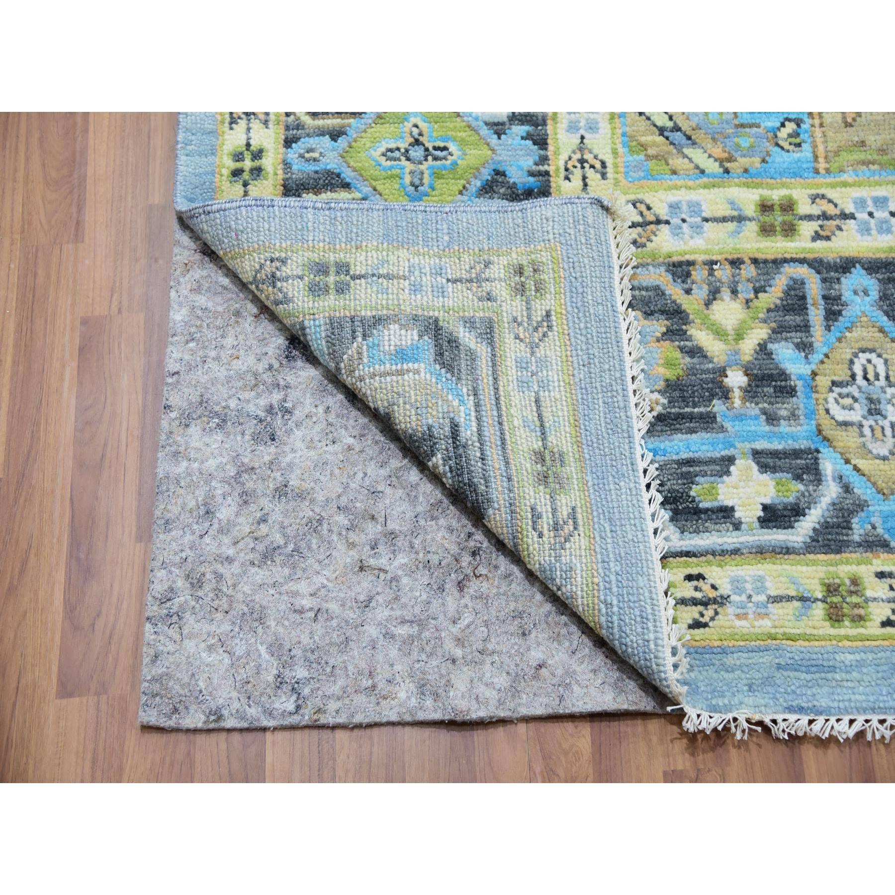 Noué à la main Tapis oriental noué à la main, bleu Dawn Heriz Fabuloso, motif médaillon 10'2