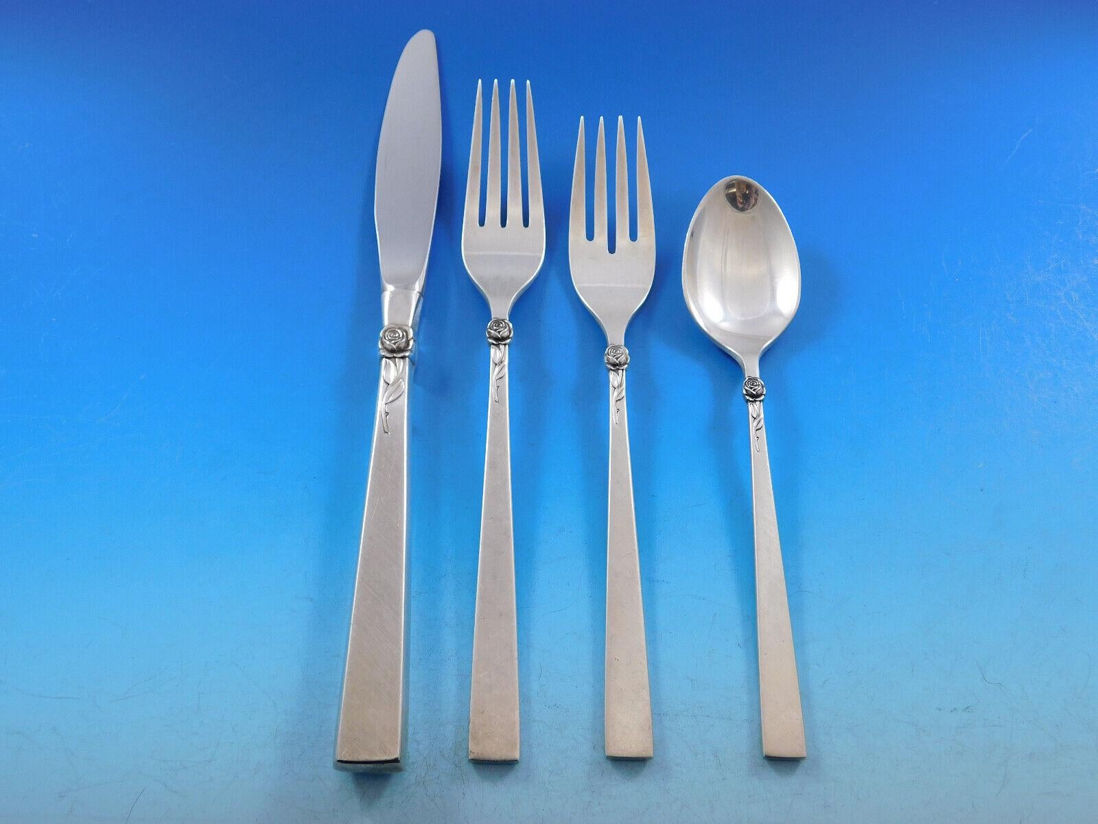 Dawn rose by international circa 1969 sterling silver Flatware set - 20 Pieces. This set includes:

4 Knives, 9