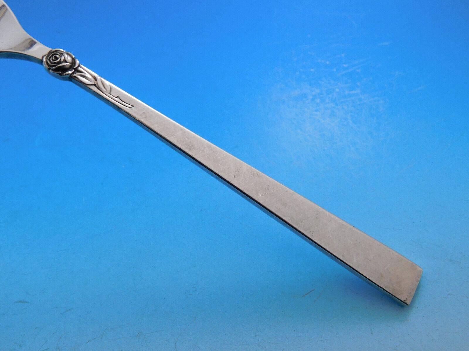Service de couverts en argent sterling Dawn Rose par International, 20 pièces, motifs floraux Excellent état - En vente à Big Bend, WI