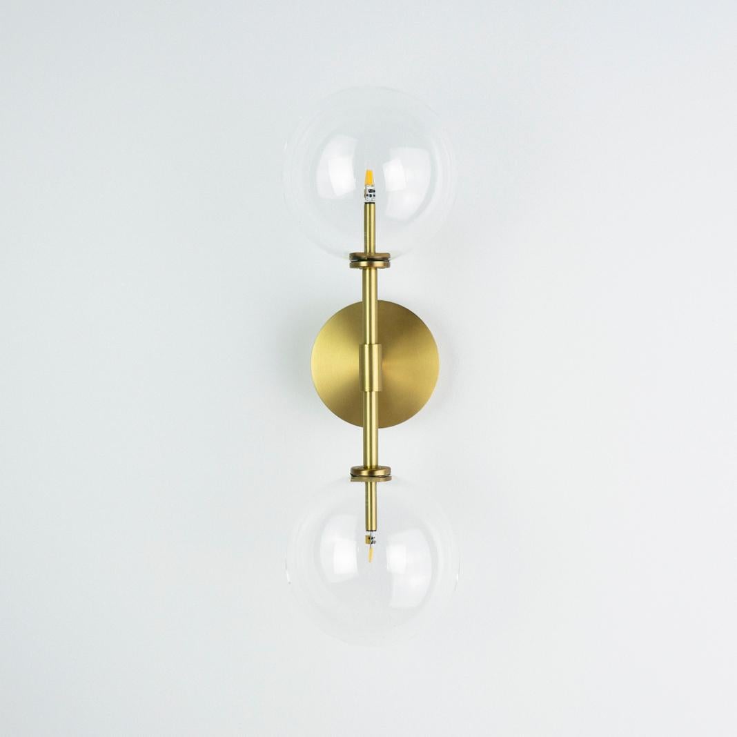 Dawn Single Brass Wall Sconce by Schwung In New Condition For Sale In Geneve, CH