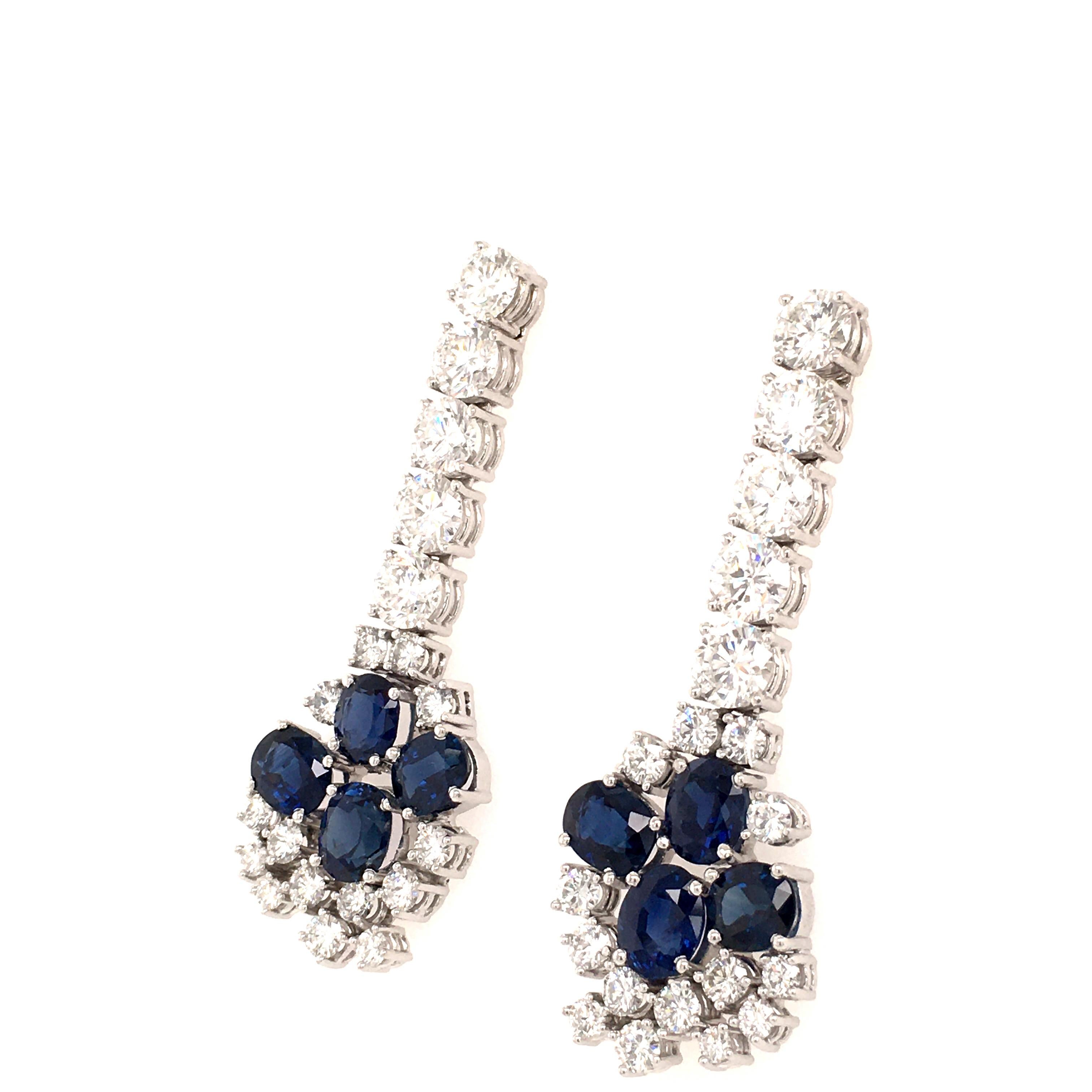 Day and Night Earstuds with Sapphires and Diamonds in 18 Karat White Gold For Sale 2