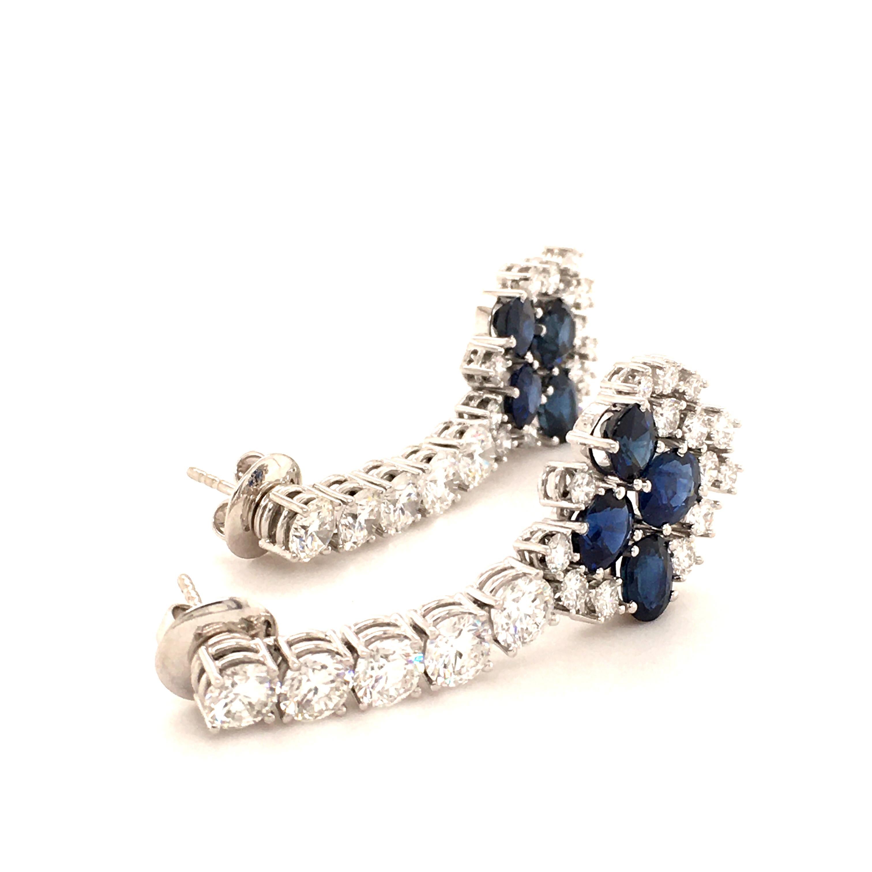 Day and Night Earstuds with Sapphires and Diamonds in 18 Karat White Gold For Sale 3