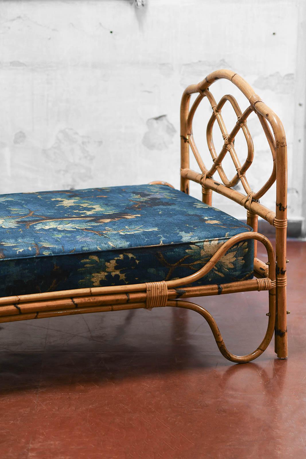 Lit de jour avec rails latéraux hauts, fabriqué en osier Bon état - En vente à Roma, RM