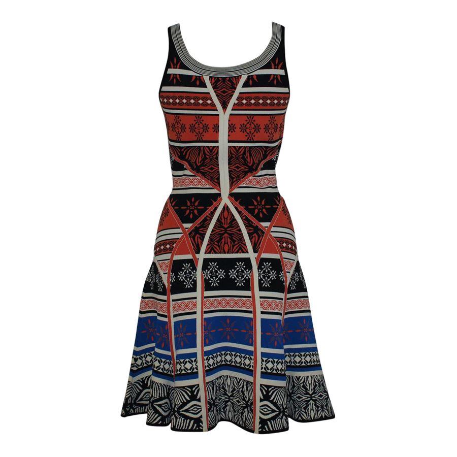 Rayon (76%) Polyester (22%) Spandex Fancy Orange blue black and white color Sleeveless Total length cm 92 (36.22 inches)

