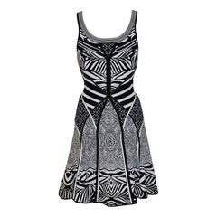 Diane Von Furstenberg Day dress size S
