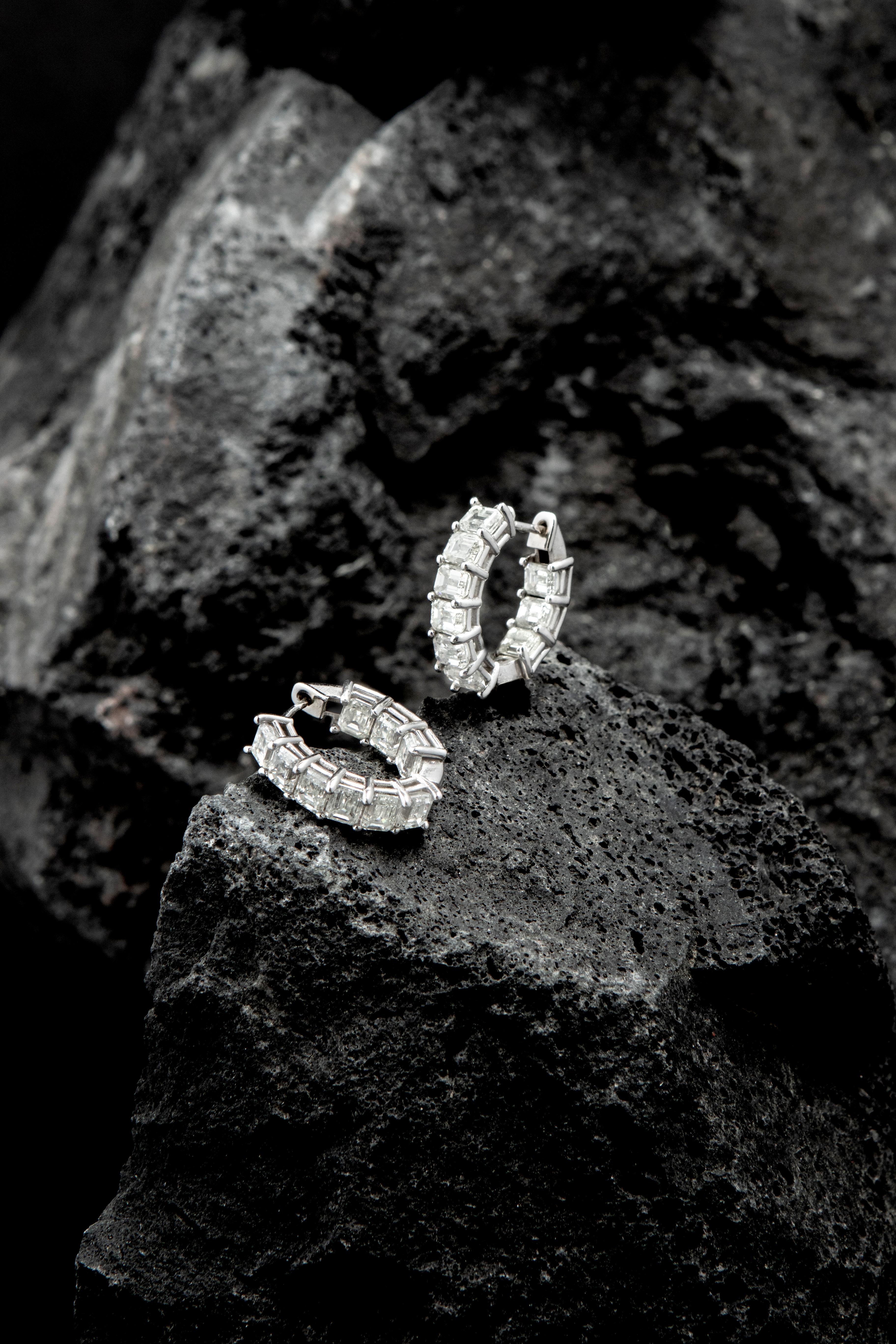 Im Angebot: Baguette Diamant Inside Out 14K Gelbgold Ohrringe () 4