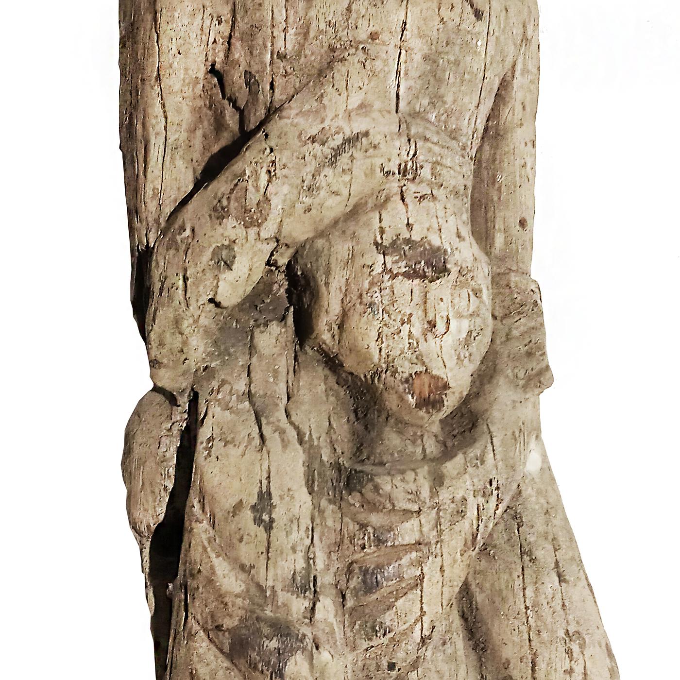 Sculpture en bois de fer « Mère et enfant » de Dayak, début du 20e siècle en vente 6