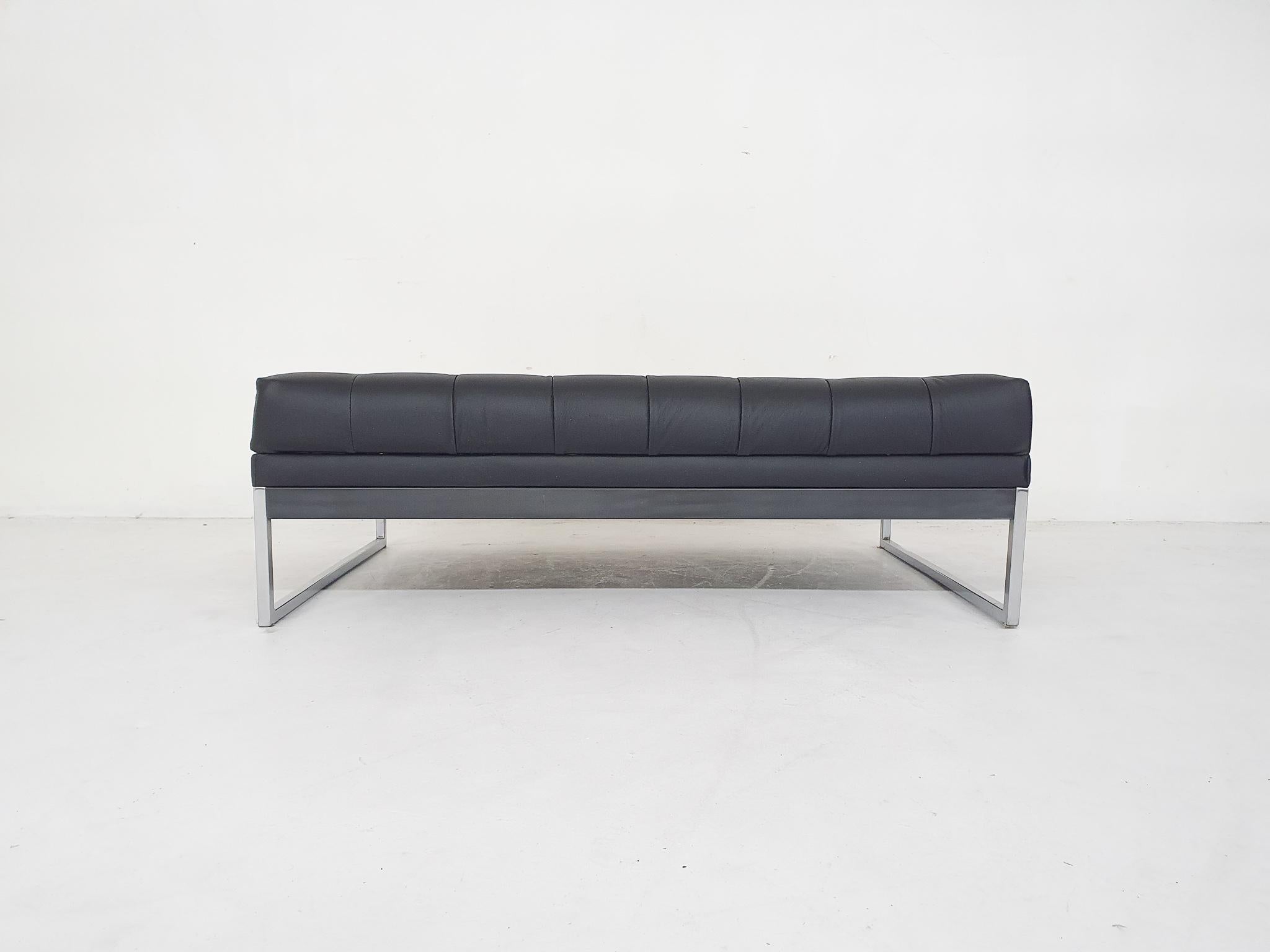 Mid-Century Modern Daybed by AP-Originals, the Netherlands, 1960's For Sale