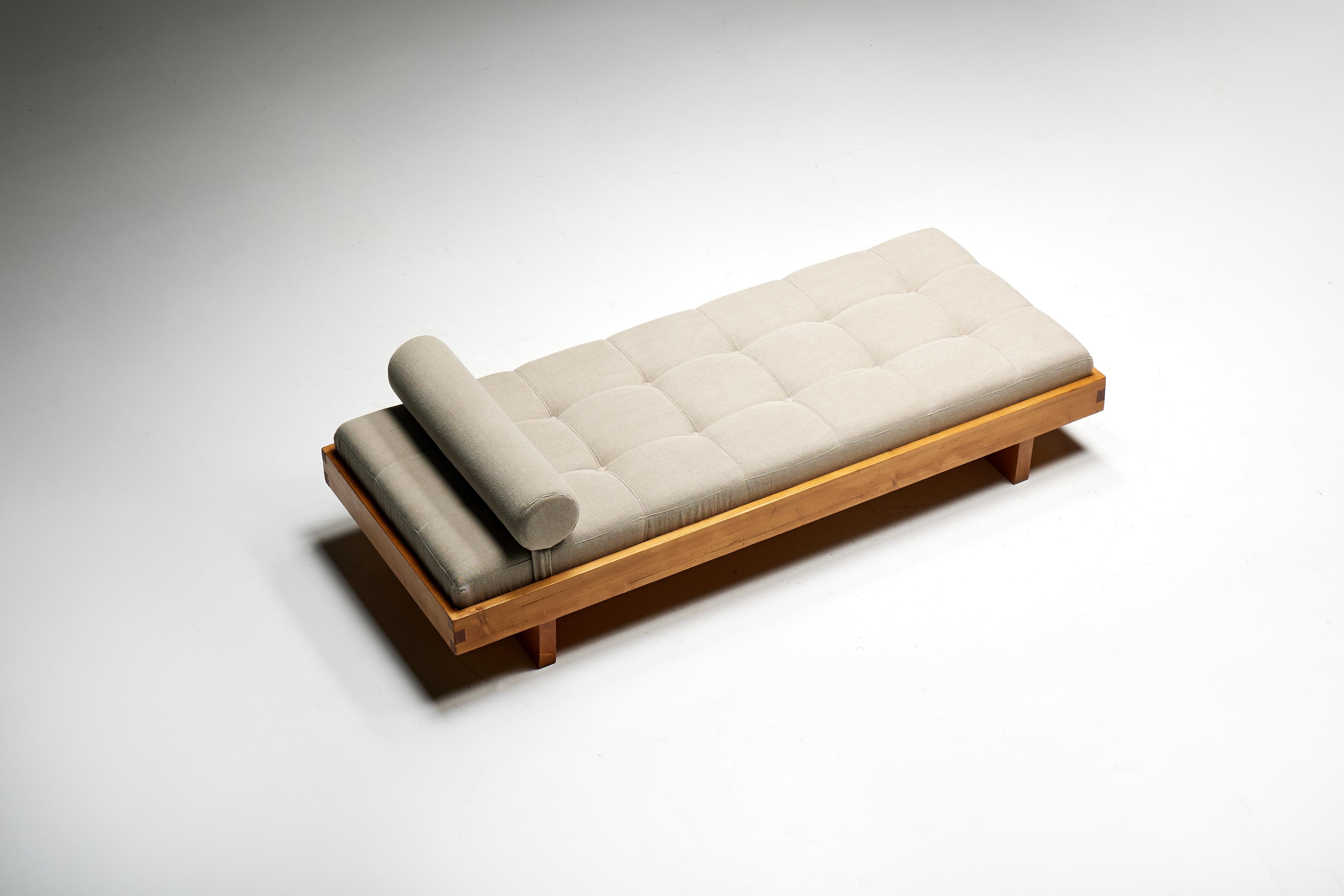Daybed by Charlotte Perriand for Méribel Les Allues, France, 2008 1