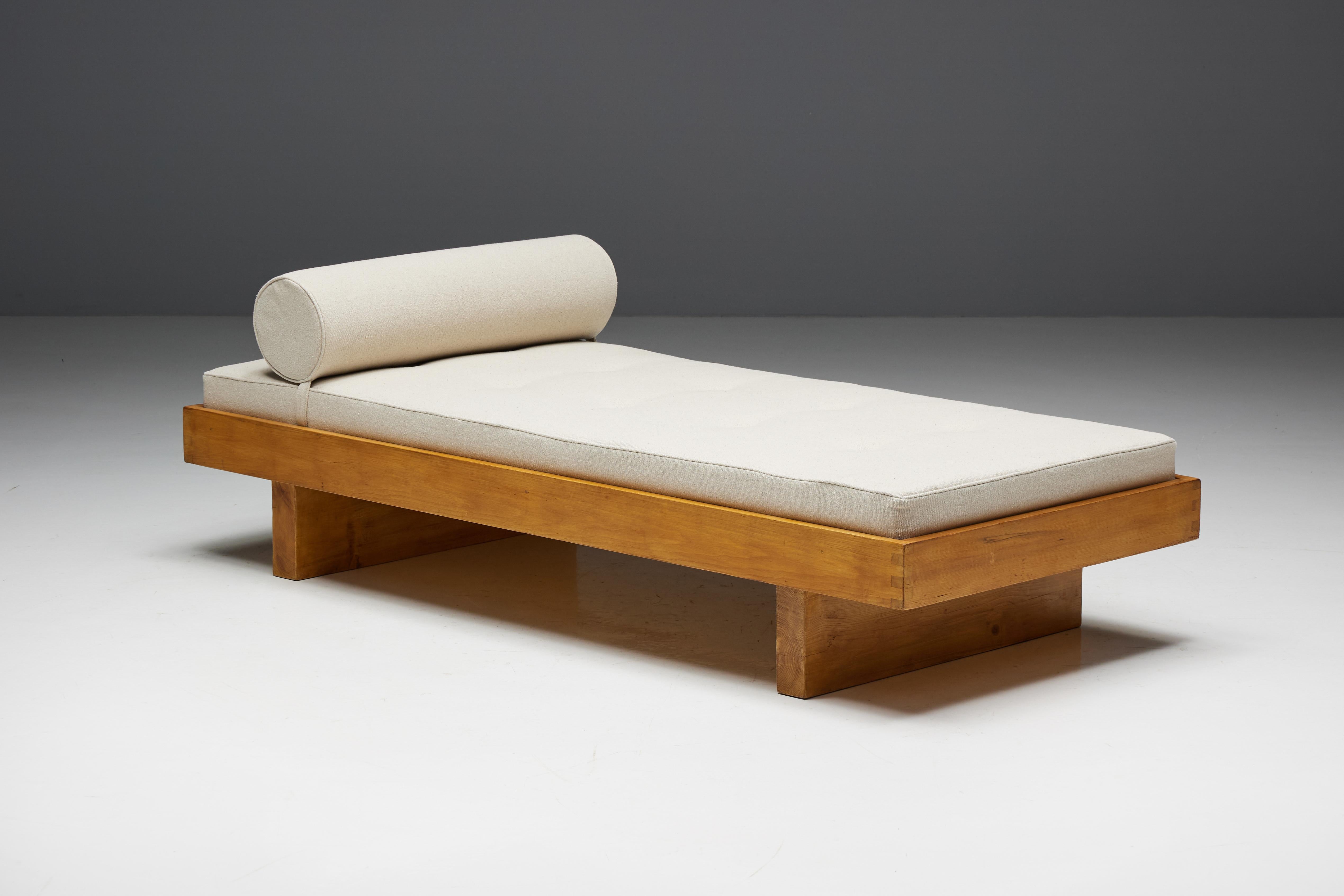Daybed by Charlotte Perriand for Méribel Les Allues, France, 1960s For Sale 5