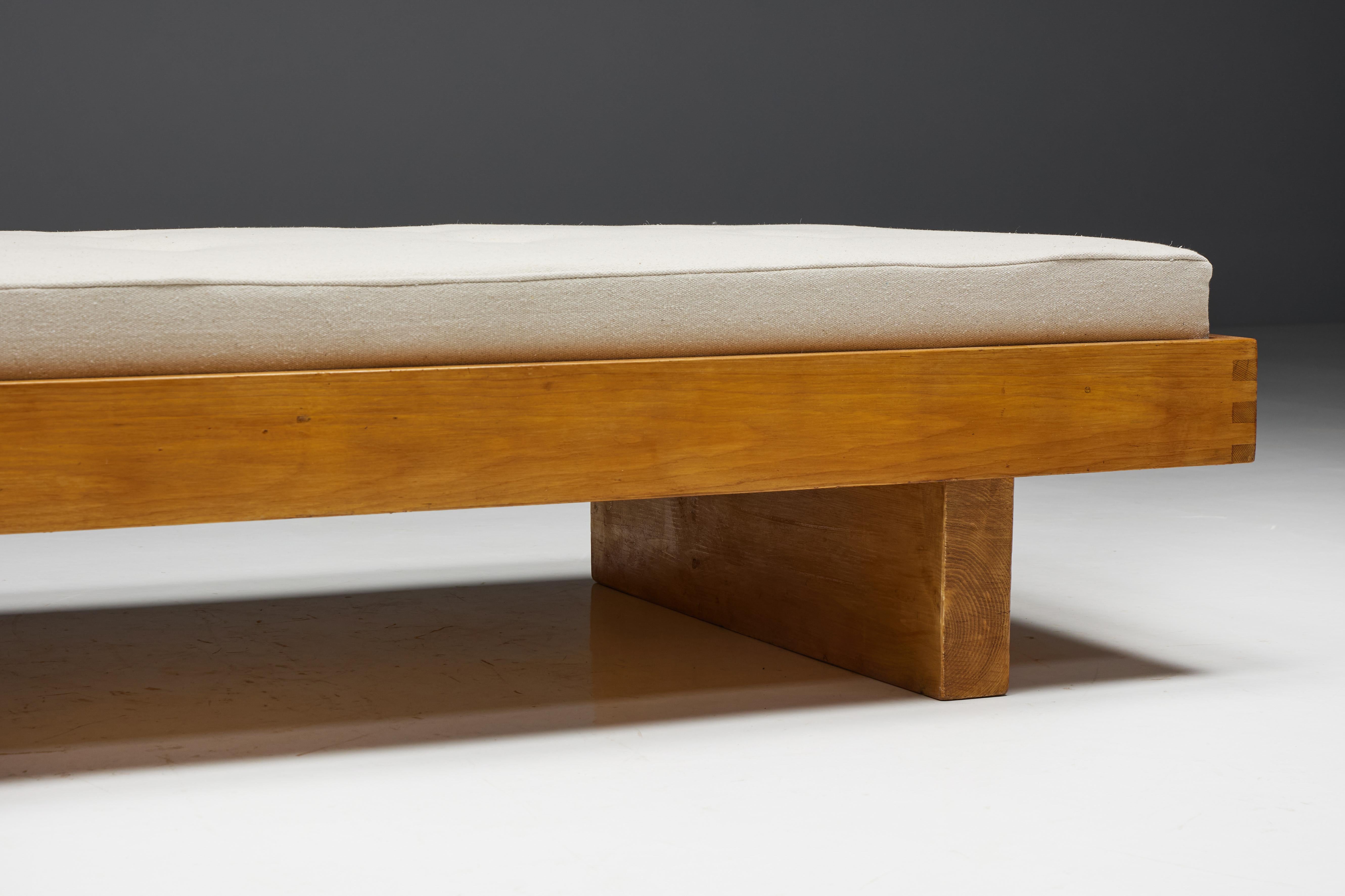 Daybed by Charlotte Perriand for Méribel Les Allues, France, 1960s For Sale 11