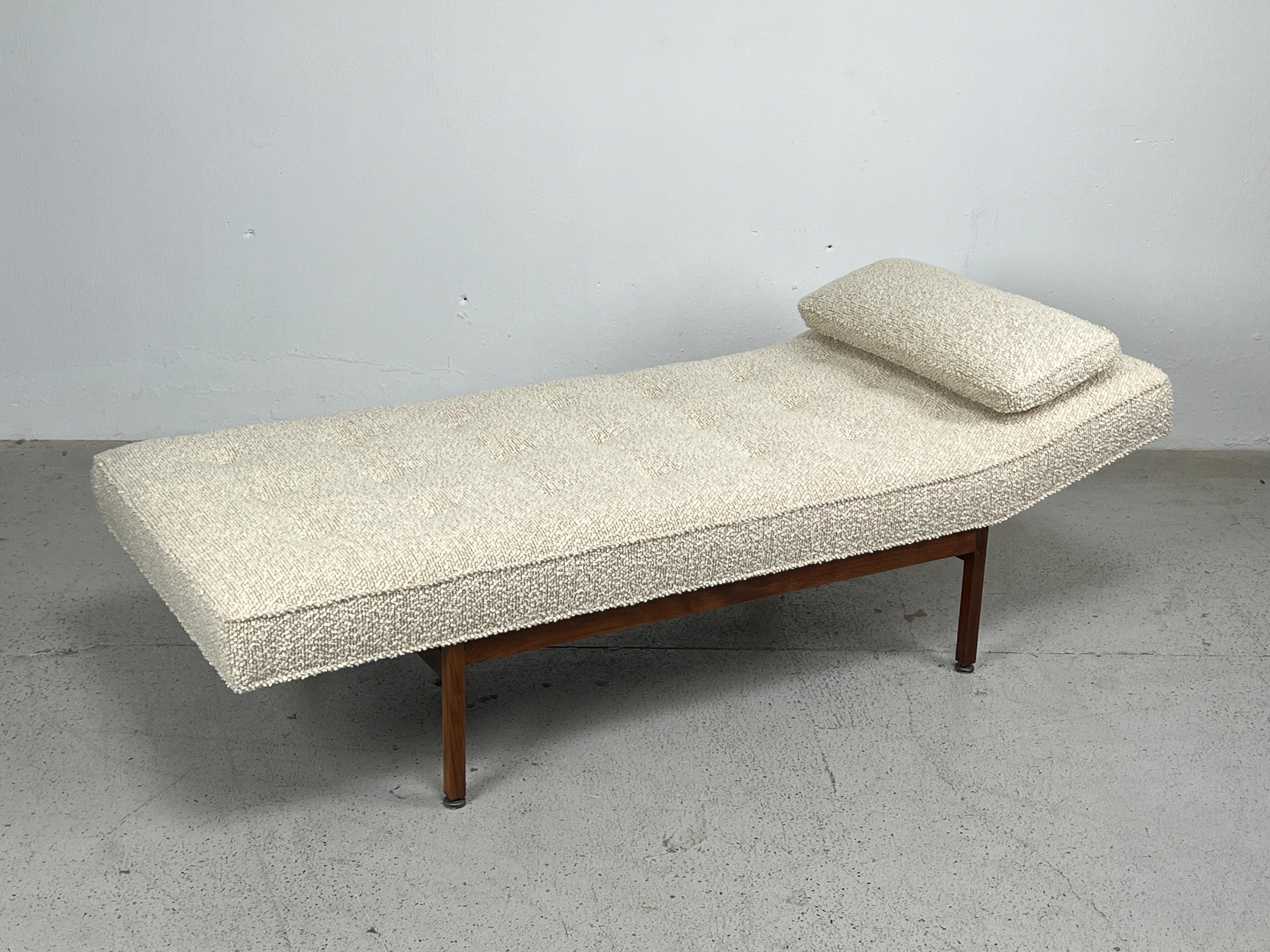 Daybed by Jens Risom  In Good Condition For Sale In Dallas, TX
