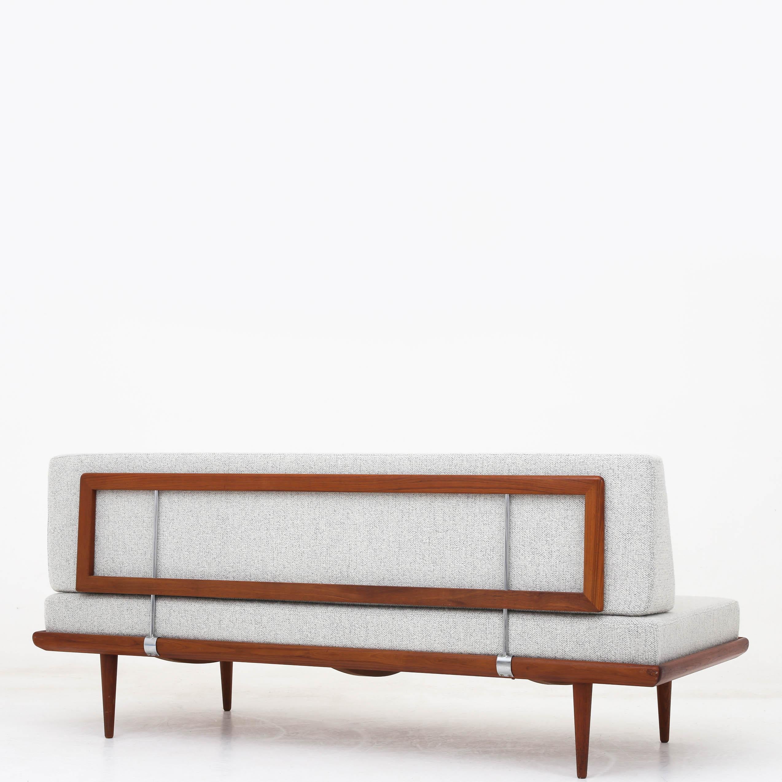 ole nielsen daybed